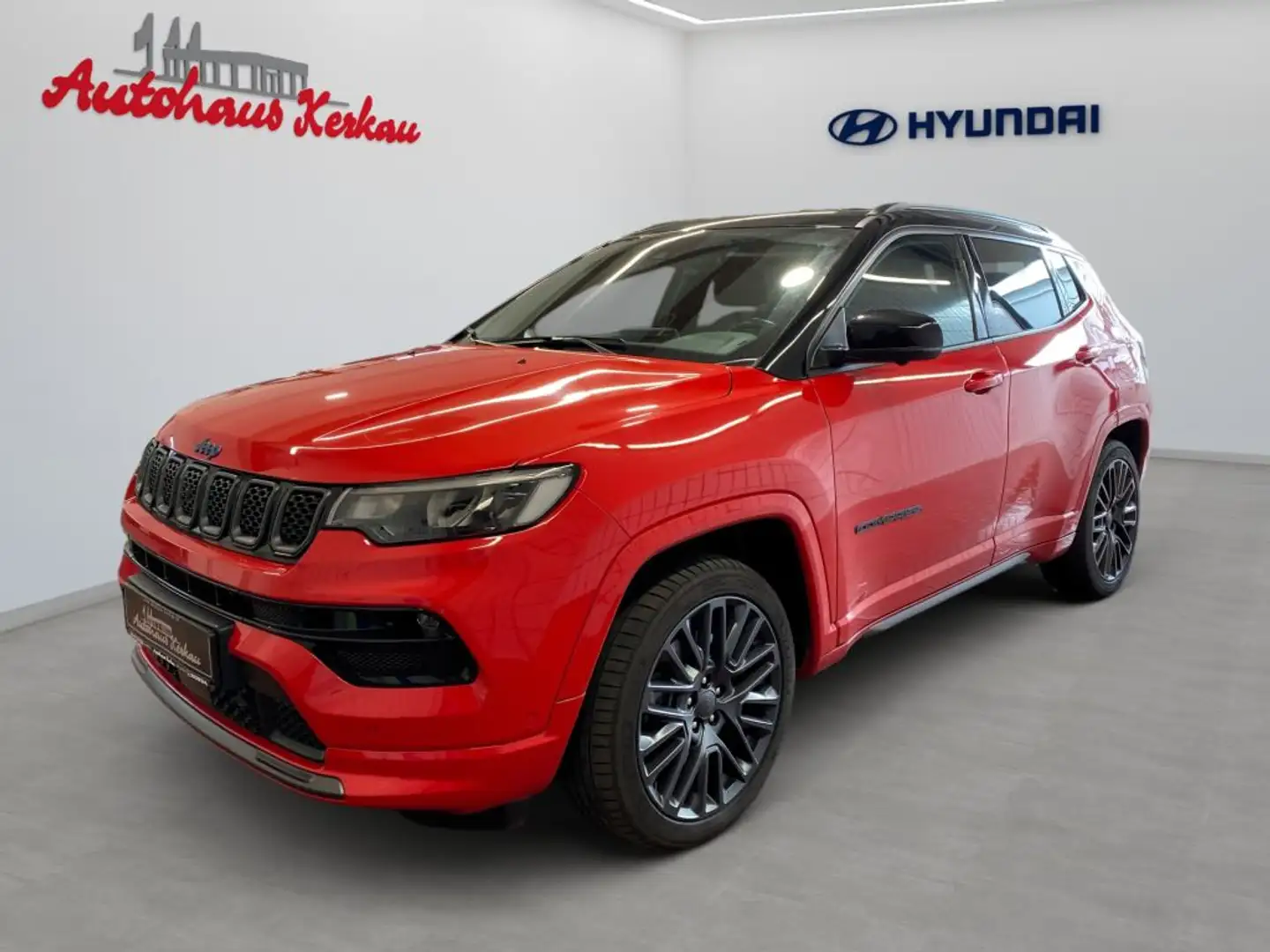 Jeep Compass 1.3 T4 4xe PLUG-IN HYBRID Automatik S - 1
