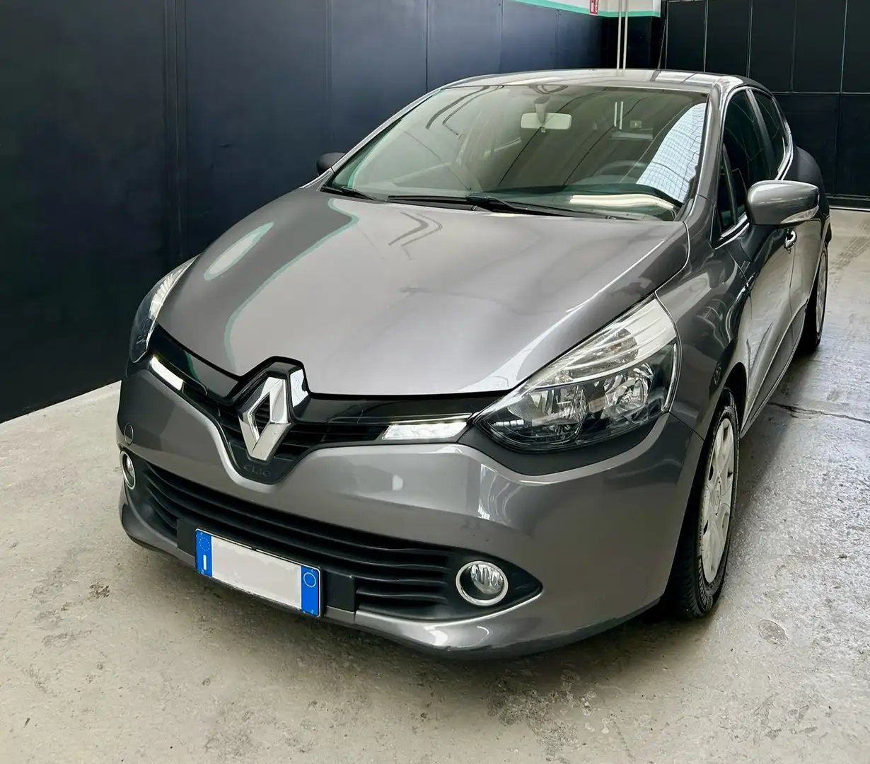 Renault Clio dci 1.5 unico proprietario Gris - 1