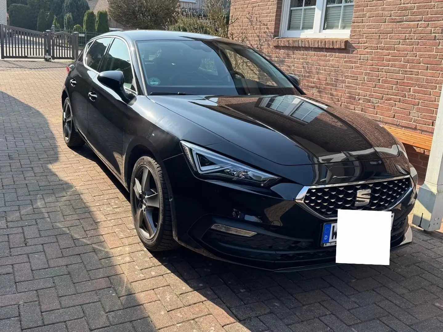 SEAT Leon e-Hybrid Xcellence - 1