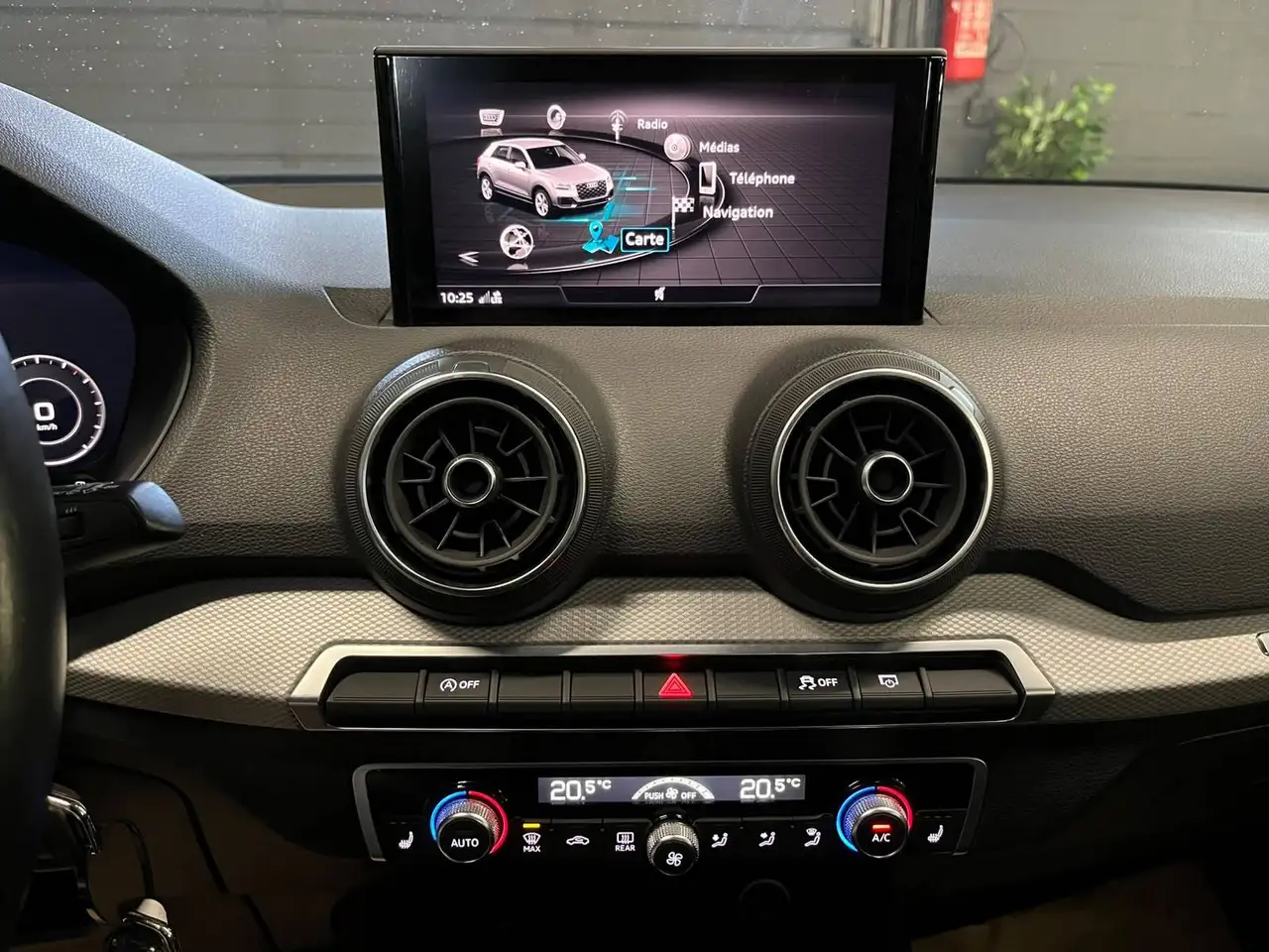 Audi Q2 **DESIGN** BOITE AUTO** 12 MOIS DE GARANTIE, миниатюра 13