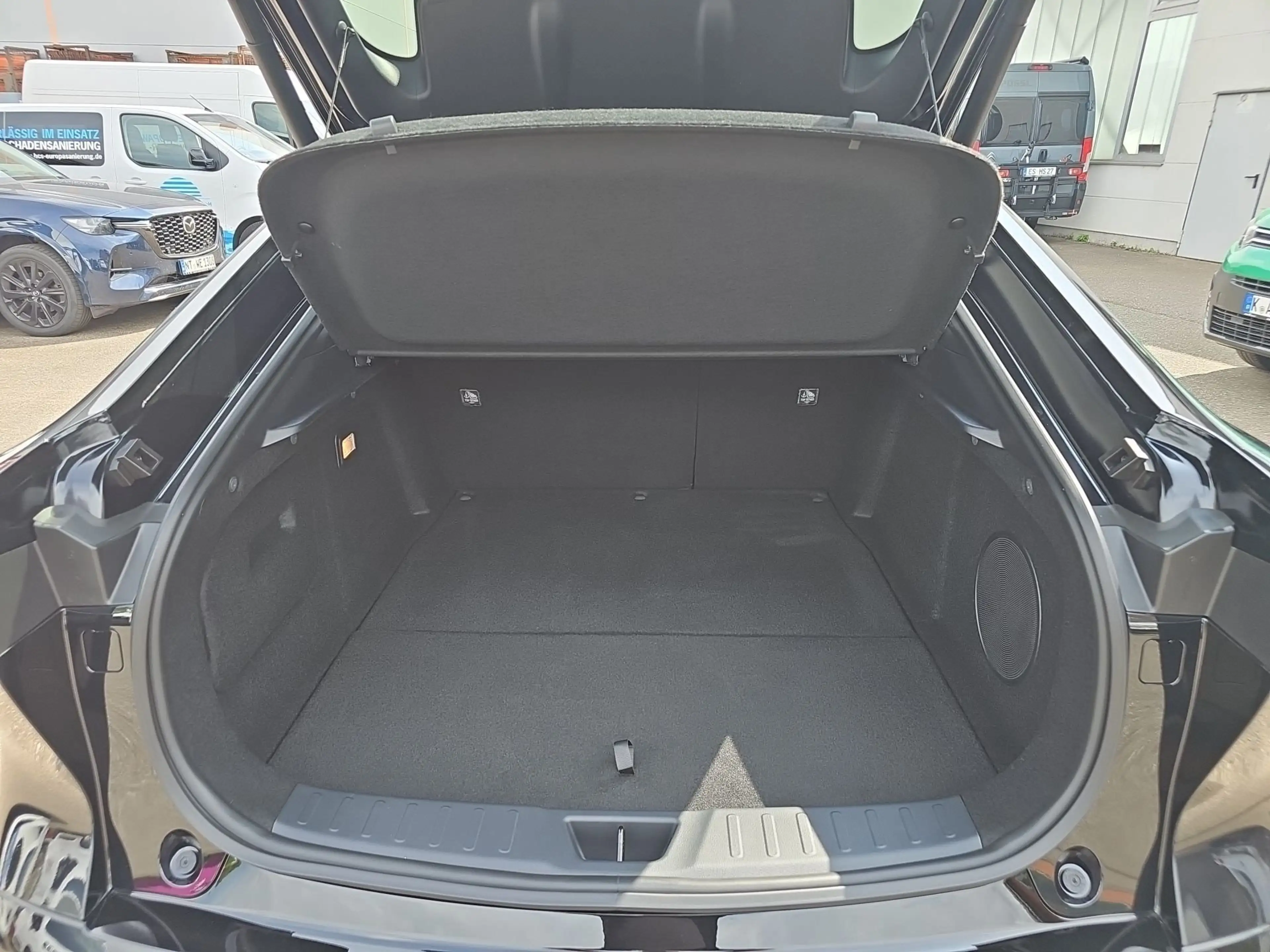 Mazda 6 e EV W Takumi LED Navi PDC Pano Schiebed. LM — photo 12