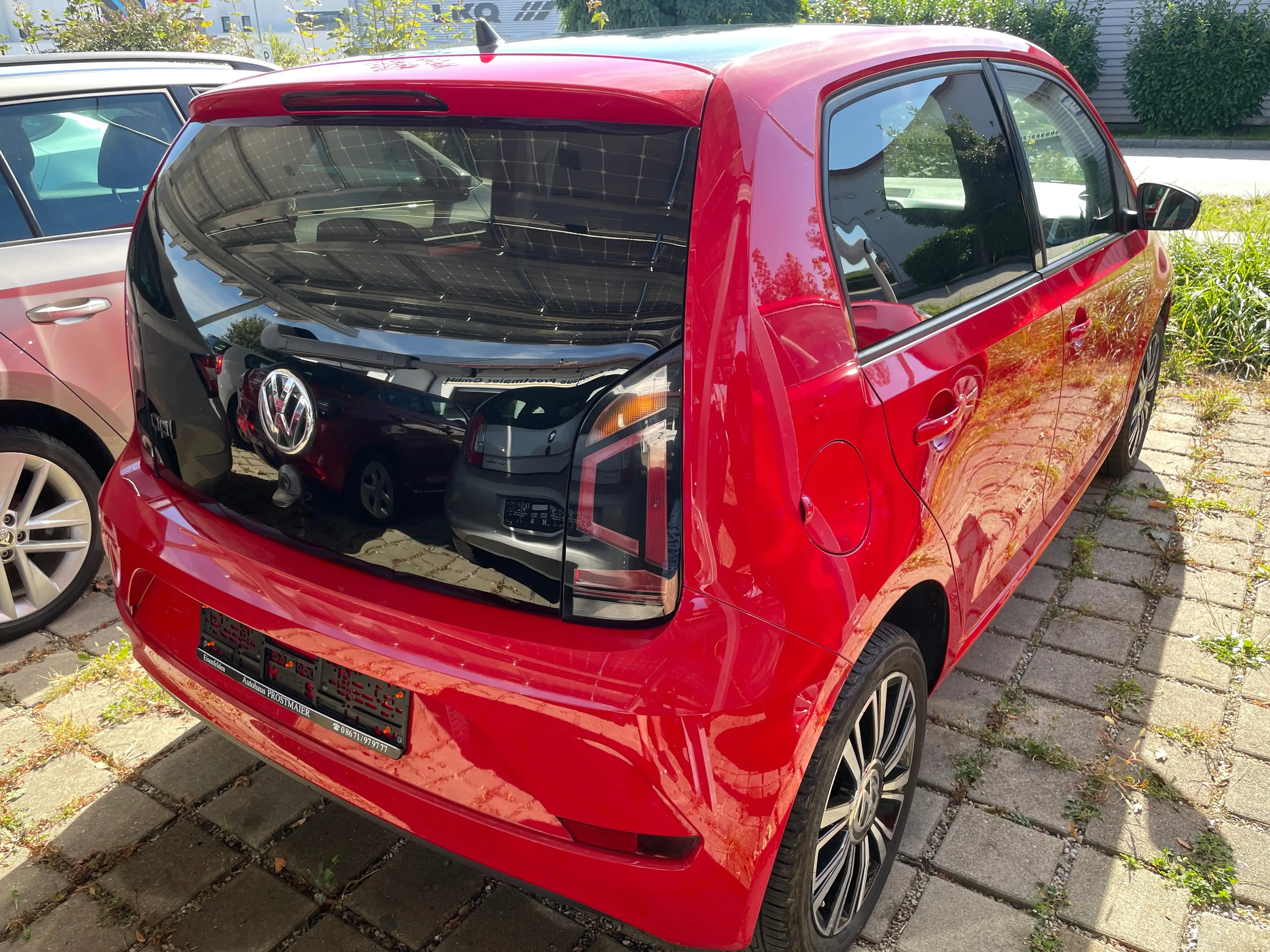 Volkswagen up! Alu 16“, Schwarzes Dach — photo 3
