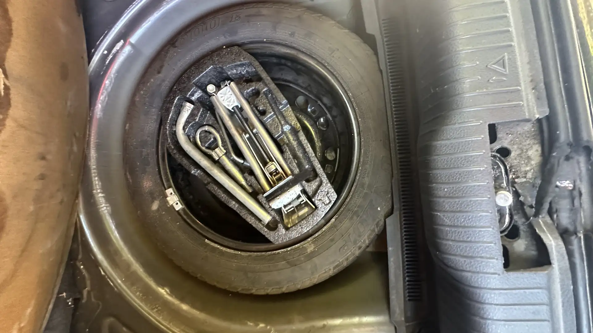 Volkswagen Polo 1.4i 16v United - 1