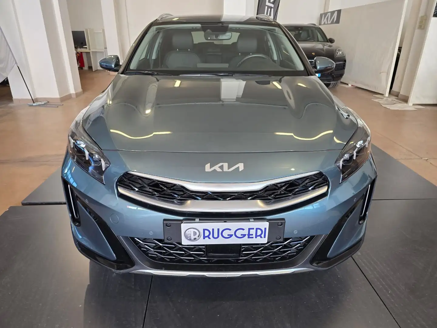 Kia XCeed 1.6 CRDi 136 CV MHEV iMT Style Grigio - 2