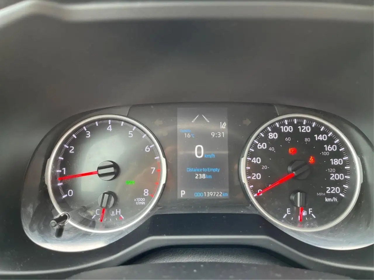 Toyota RAV 4 снимка Toyota RAV 4