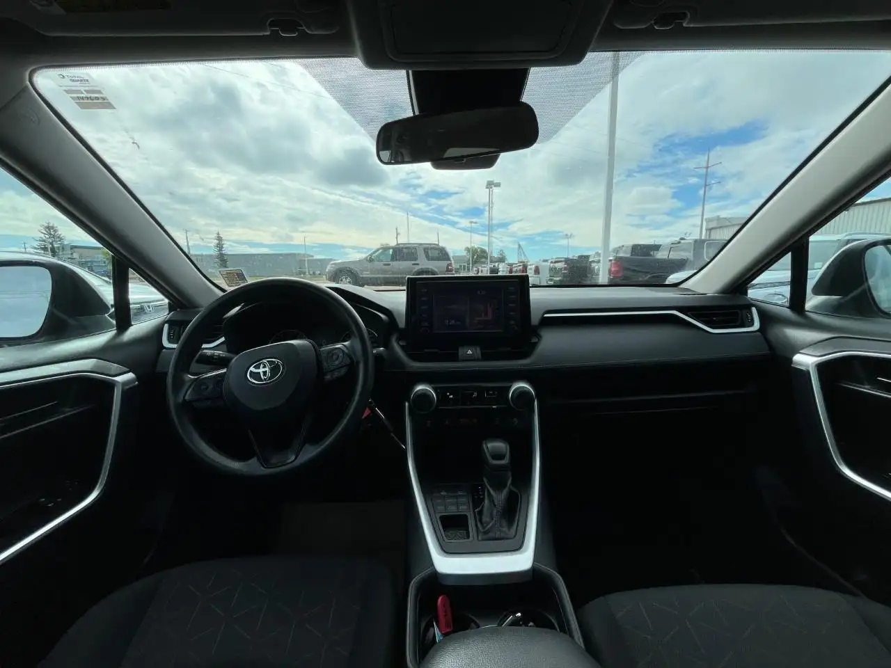 Toyota RAV 4 снимка Toyota RAV 4