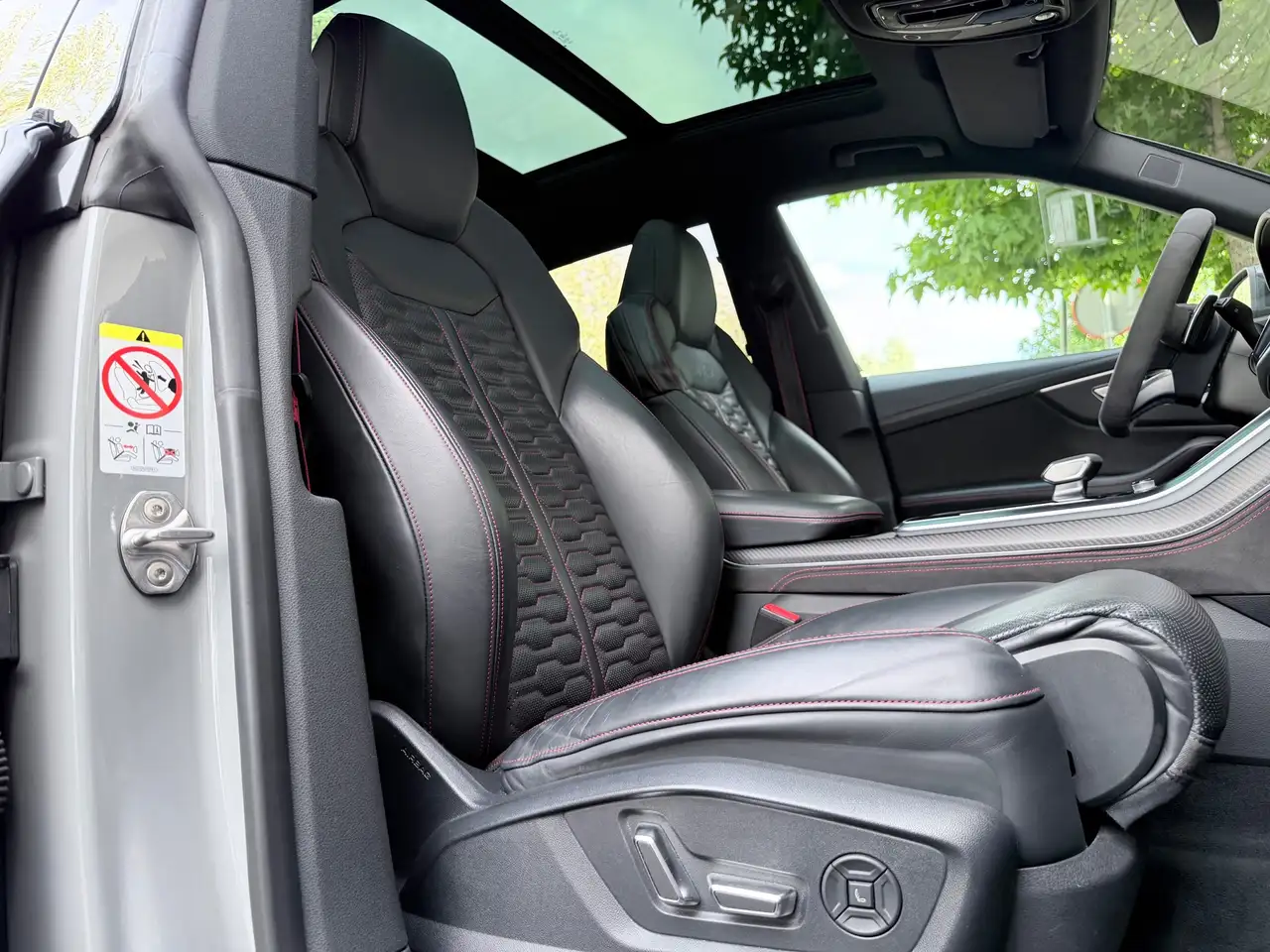 Audi RS Q8 RSQ8 4.0 TFSI quattro Carbon/Keramisch/HuD, миниатюра 30