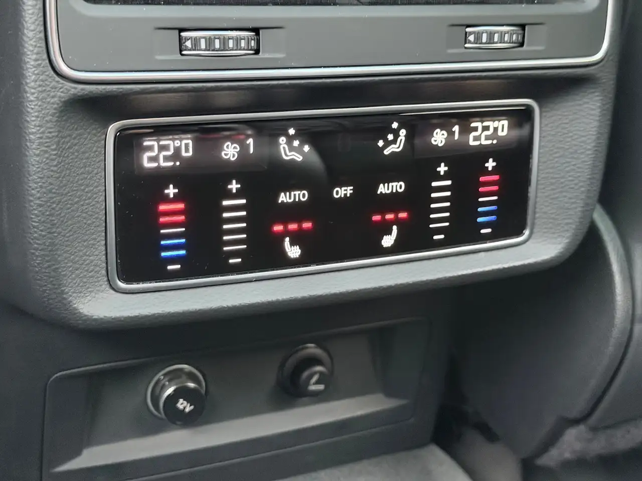 Audi RS Q8 RSQ8 4.0 TFSI quattro Carbon/Keramisch/HuD, миниатюра 19
