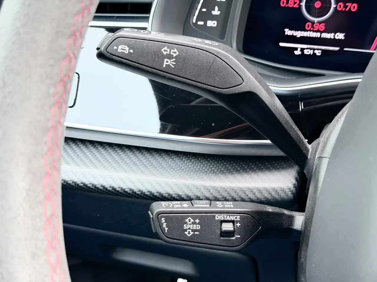 Audi RS Q8 RSQ8 4.0 TFSI quattro Carbon/Keramisch/HuD, миниатюра 28