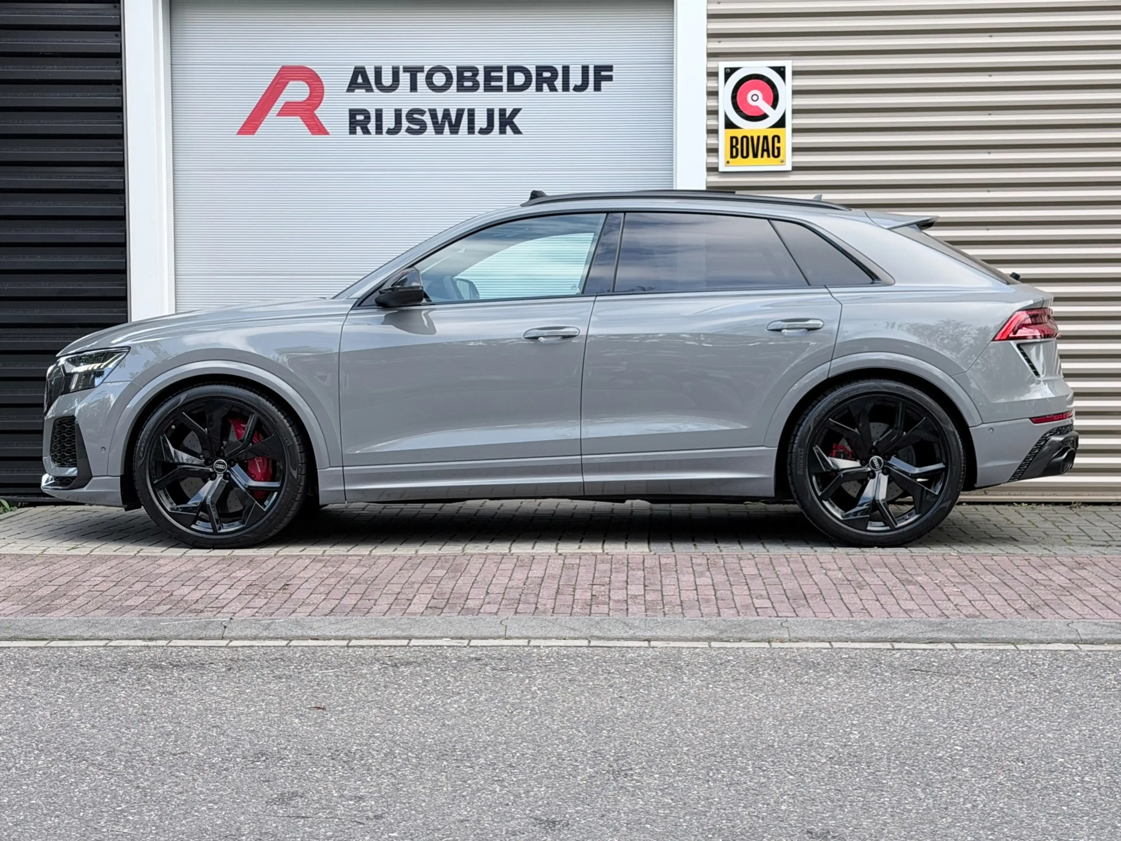 Audi RS Q8 RSQ8 4.0 TFSI quattro Carbon/Keramisch/HuD — photo 2