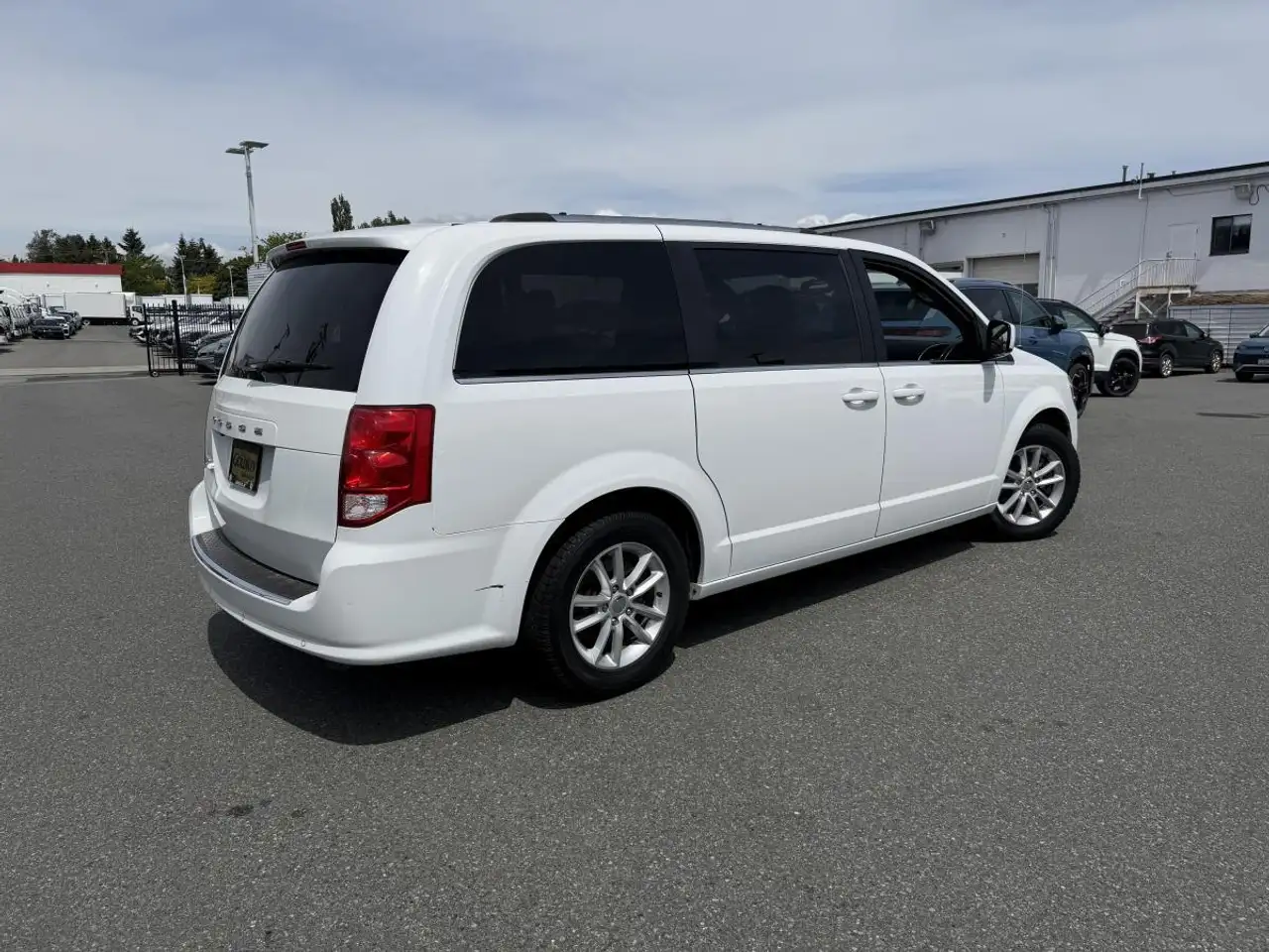 Dodge Grand Caravan снимка Dodge Grand Caravan