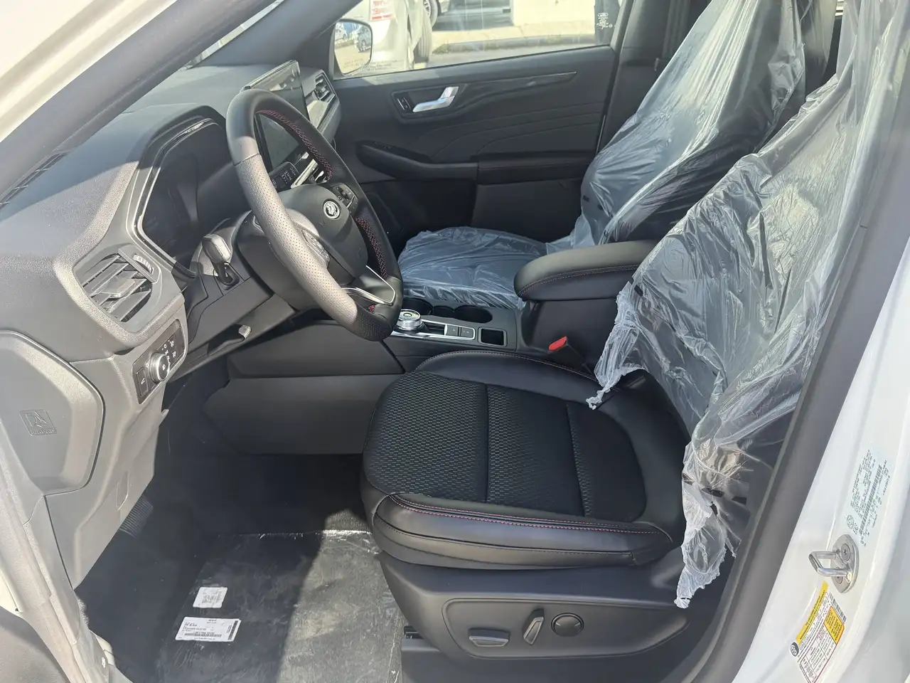 Ford Escape снимка Ford Escape