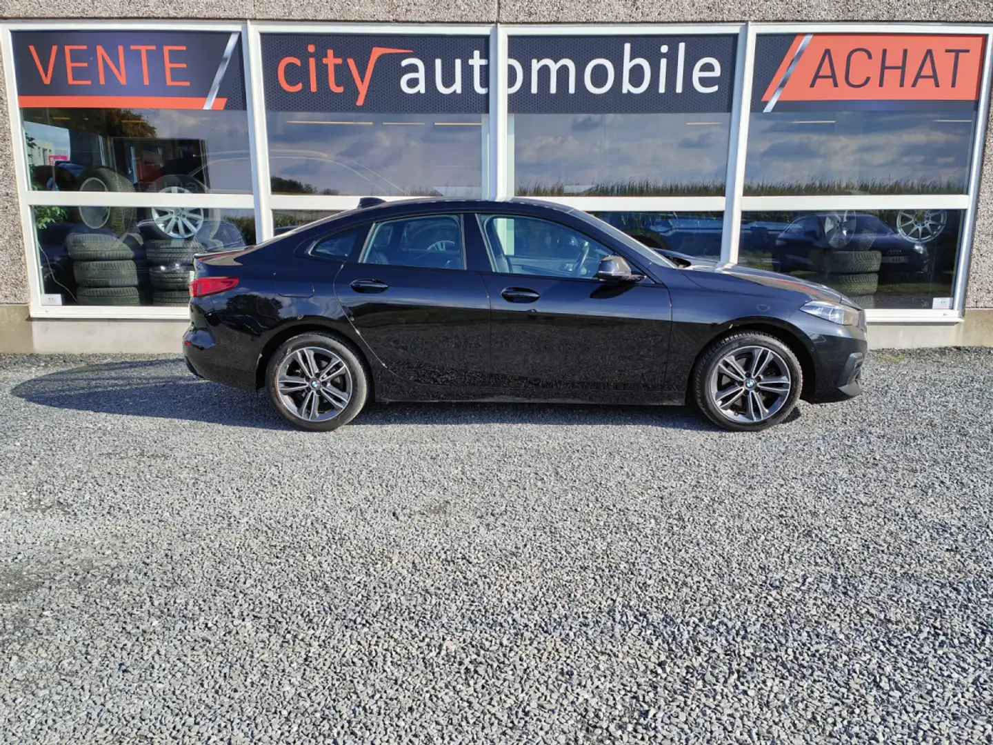 BMW 216 1.5dA PACK M GPS CAMERA CARPLAY SIEGES CHAUFFANTS Noir - 2