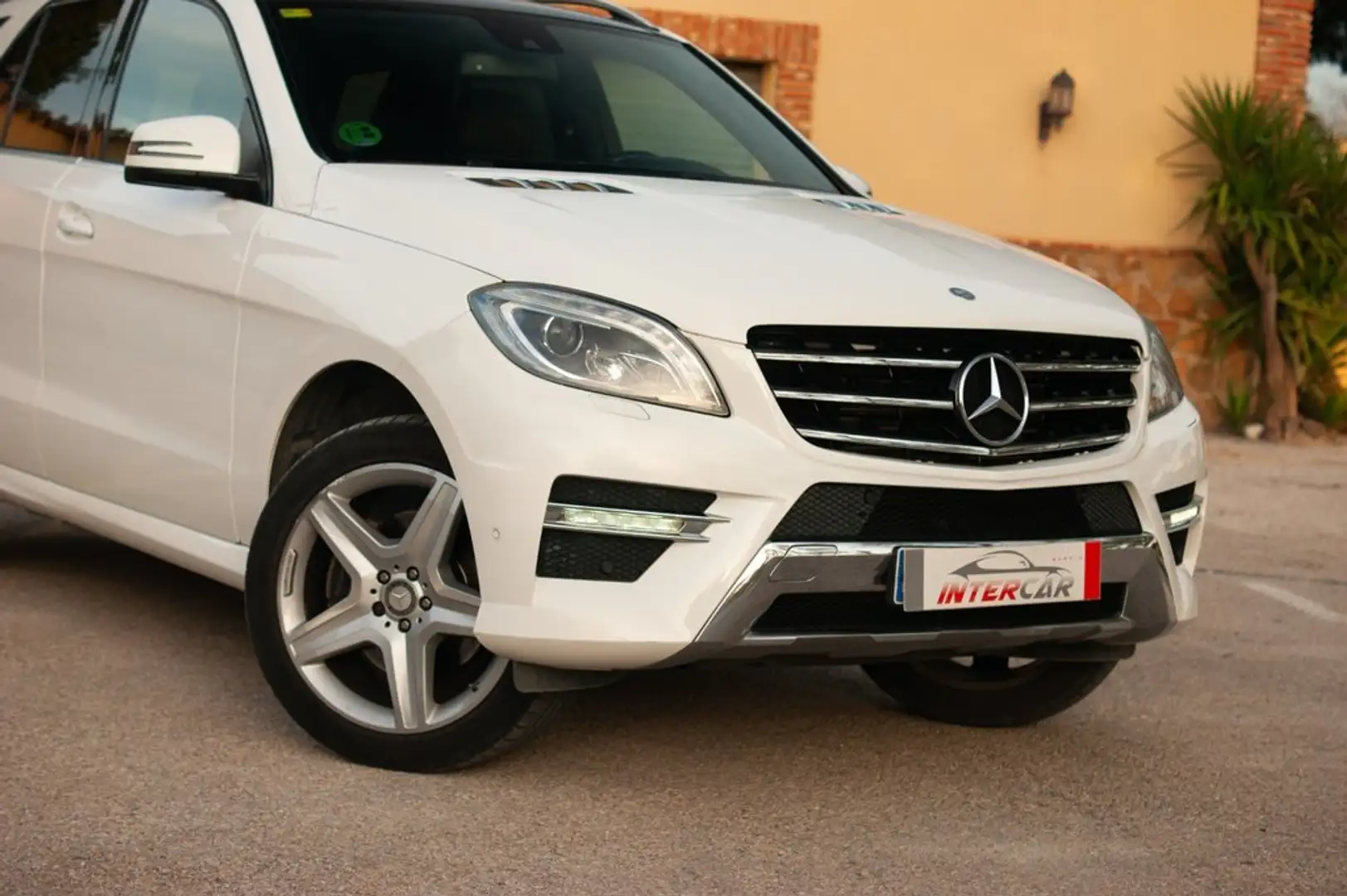Mercedes-Benz ML 320 250 BlueTEC 4MATIC Blanco - 2