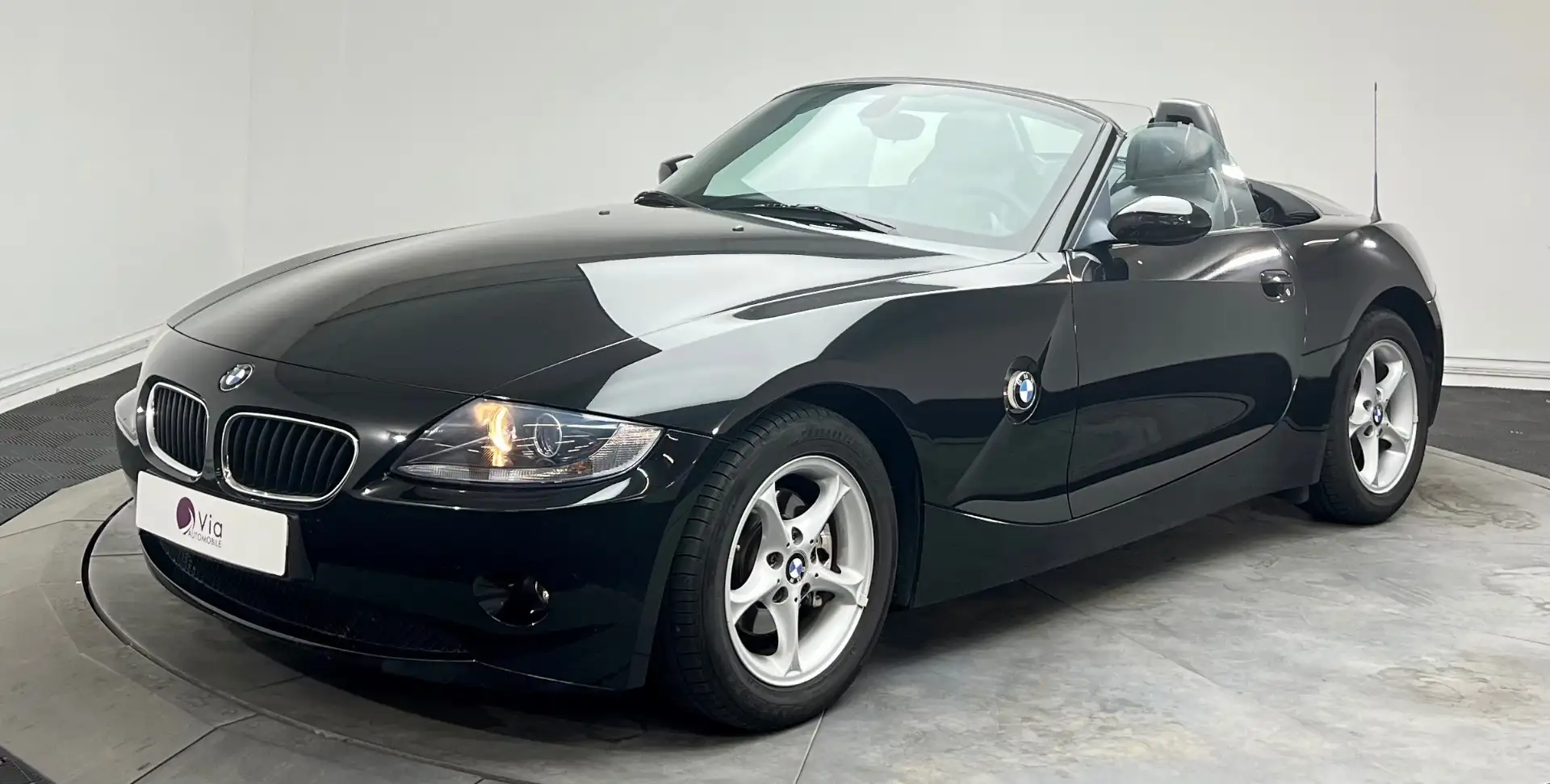 BMW Z4 2.2i 170cv - suivi complet Schwarz - 1