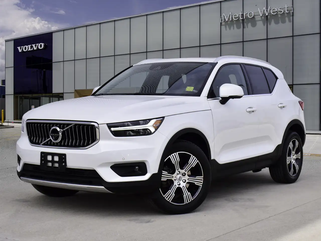 2022 Volvo XC40