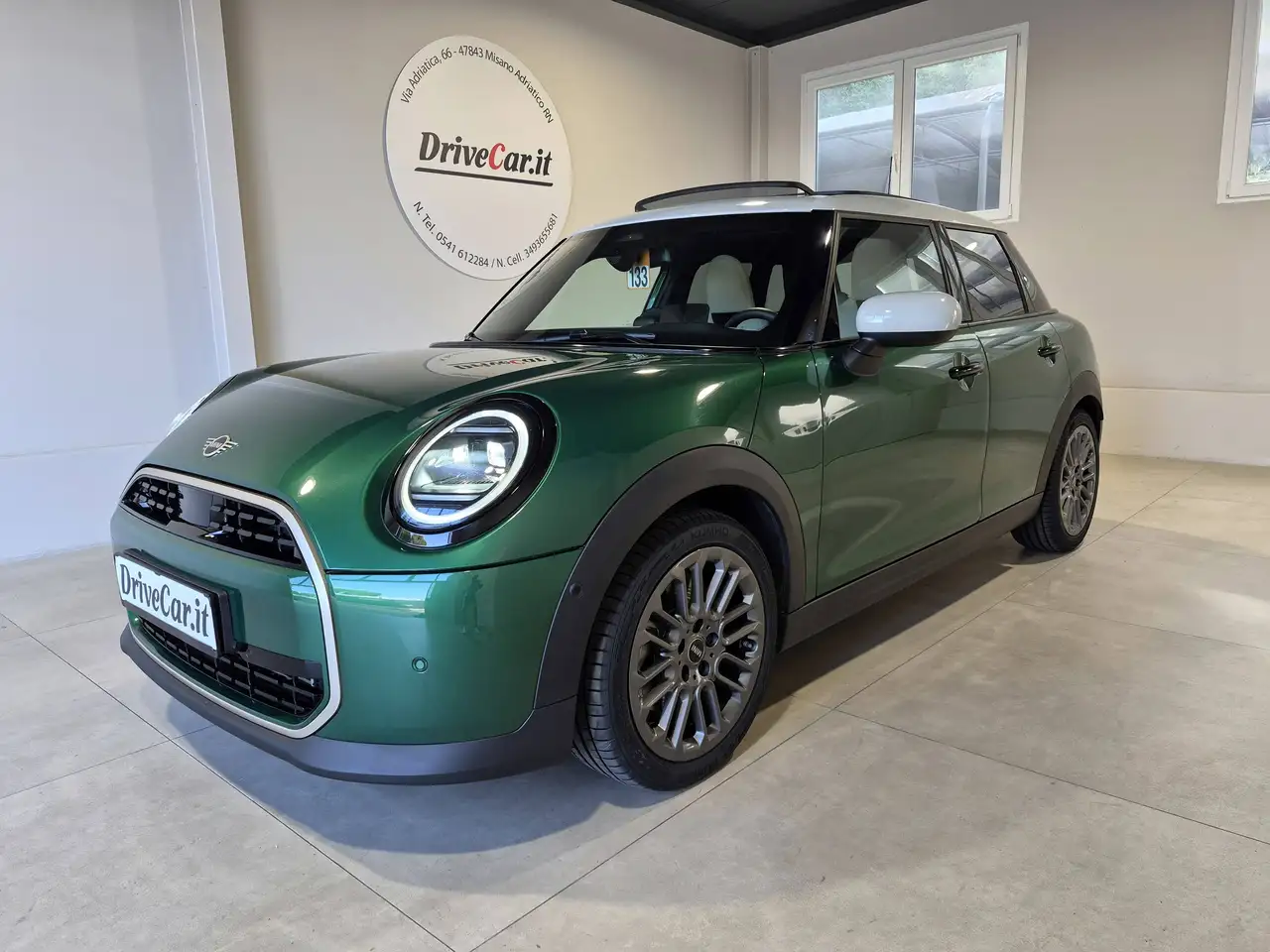 MINI Cooper STEPTRONIC TETTO PANORAMICO APRIBILE SEDILI IN PELLE RISCALDABILI FULL-LED OLED 24 CM APPLE CAR