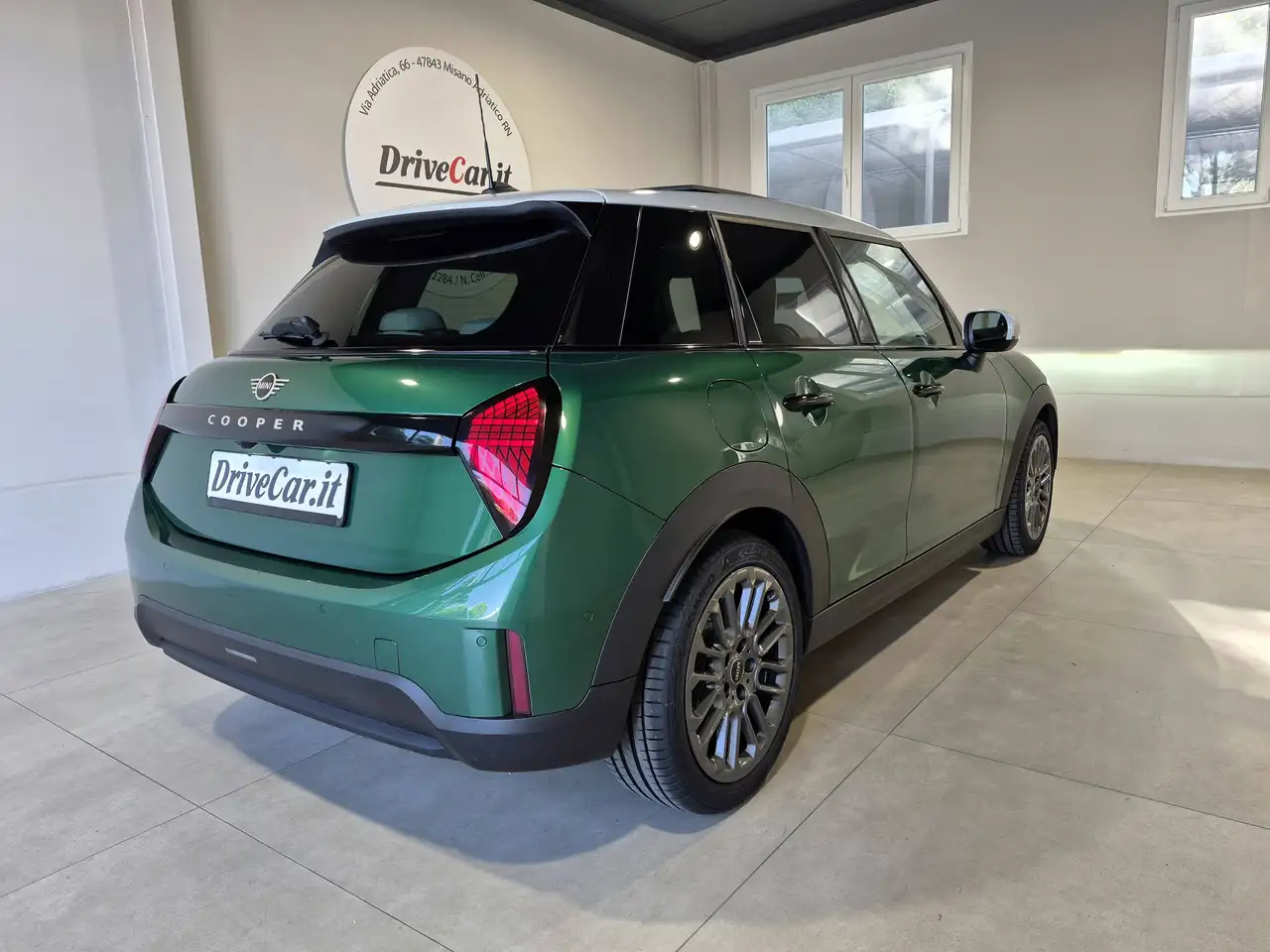 MINI Cooper STEPTRONIC TETTO PANORAMICO APRIBILE SEDILI IN PELLE RISCALDABILI FULL-LED OLED 24 CM APPLE CAR, миниатюра 5