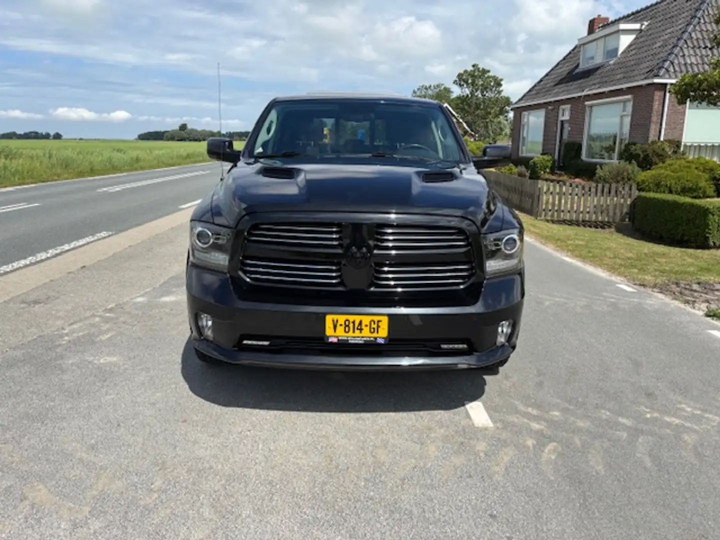 Dodge RAM 1500 Sport Super lage bijtelling Financiering v/a Nero - 2