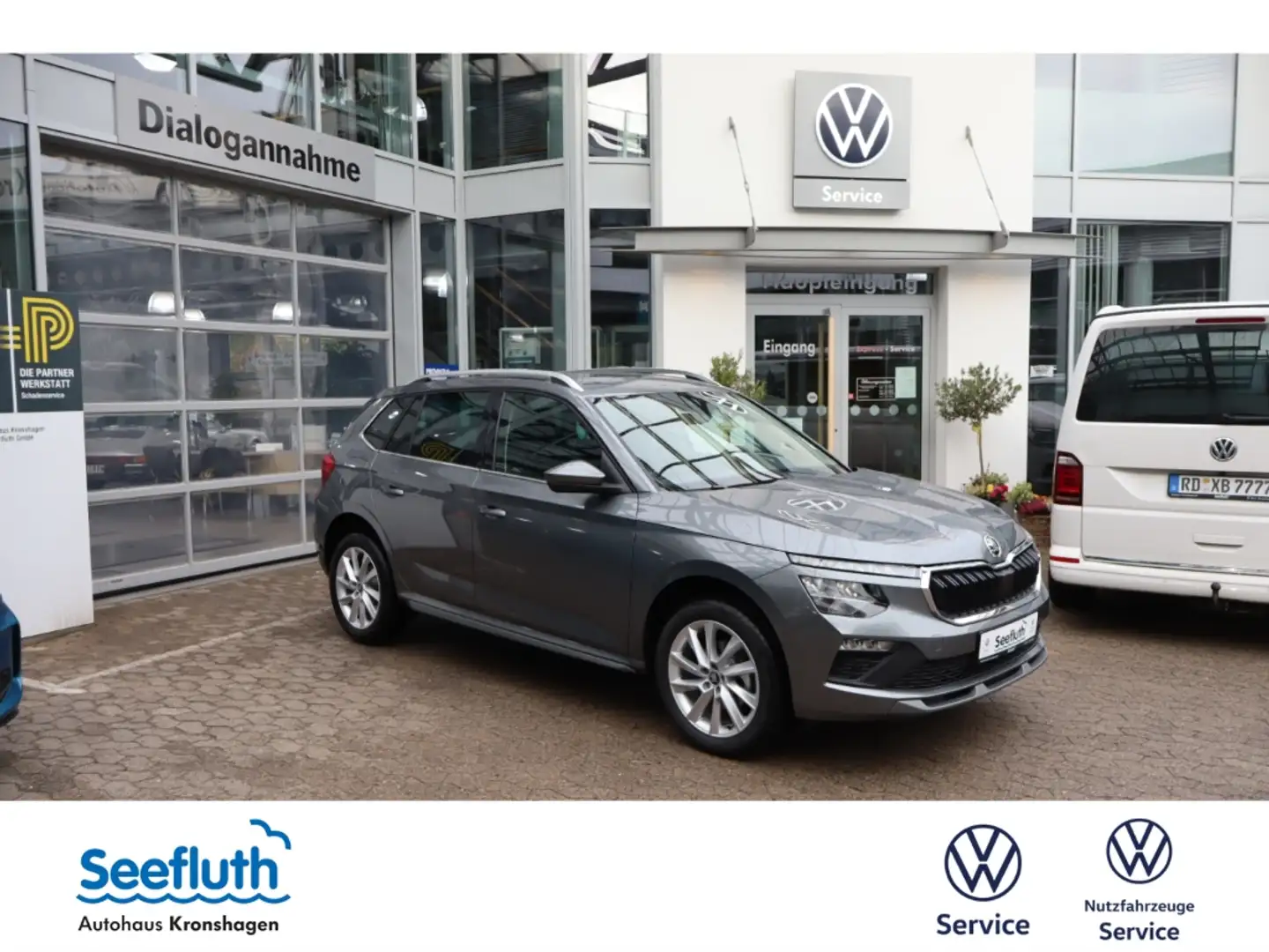 Skoda Kamiq 1.5 TSI Selection AHK 17 Stratos Smartlink Gris - 1