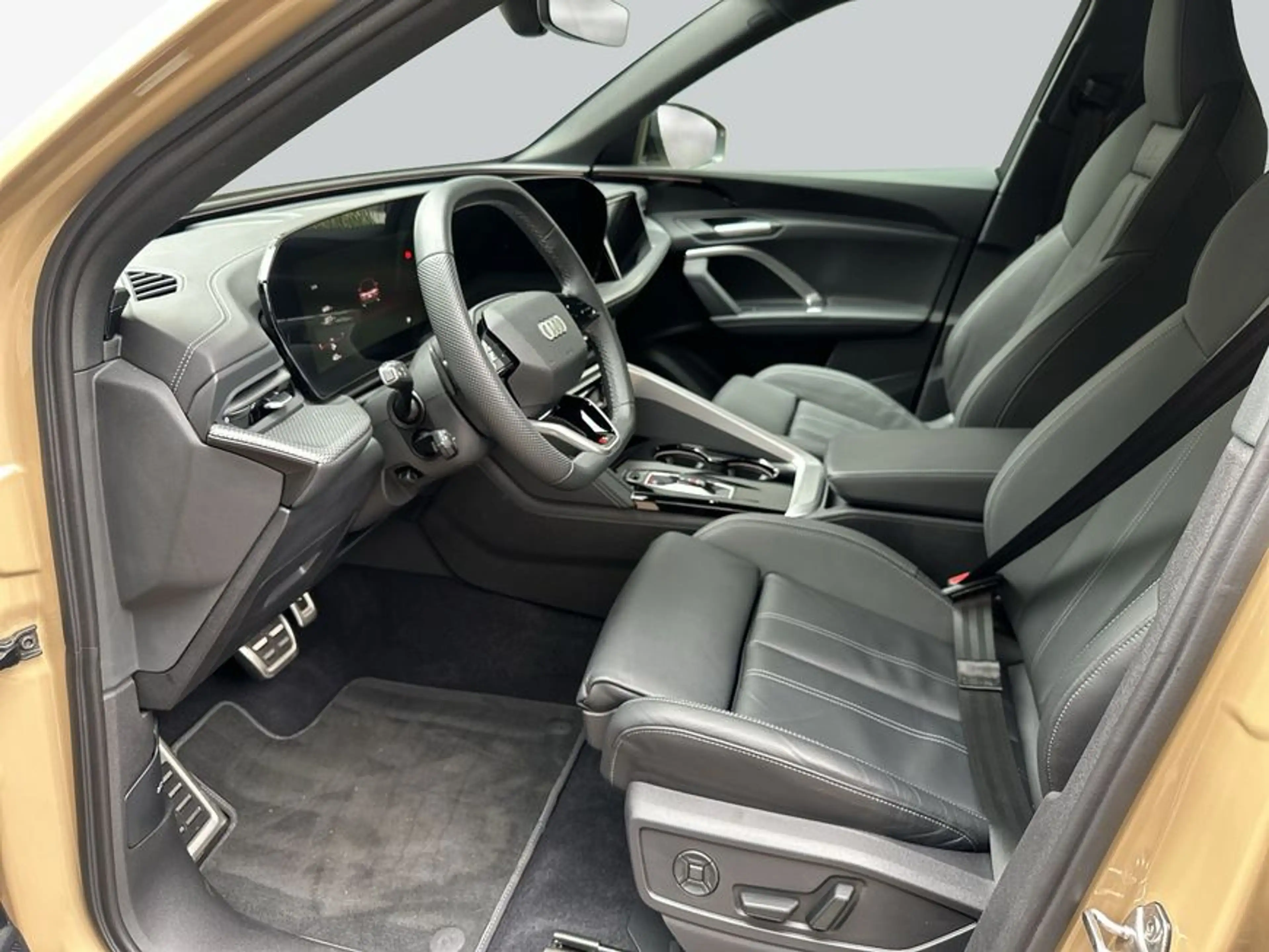 Audi Q5 TFSI S-Line Tech Pro S tronic Pano — photo 10