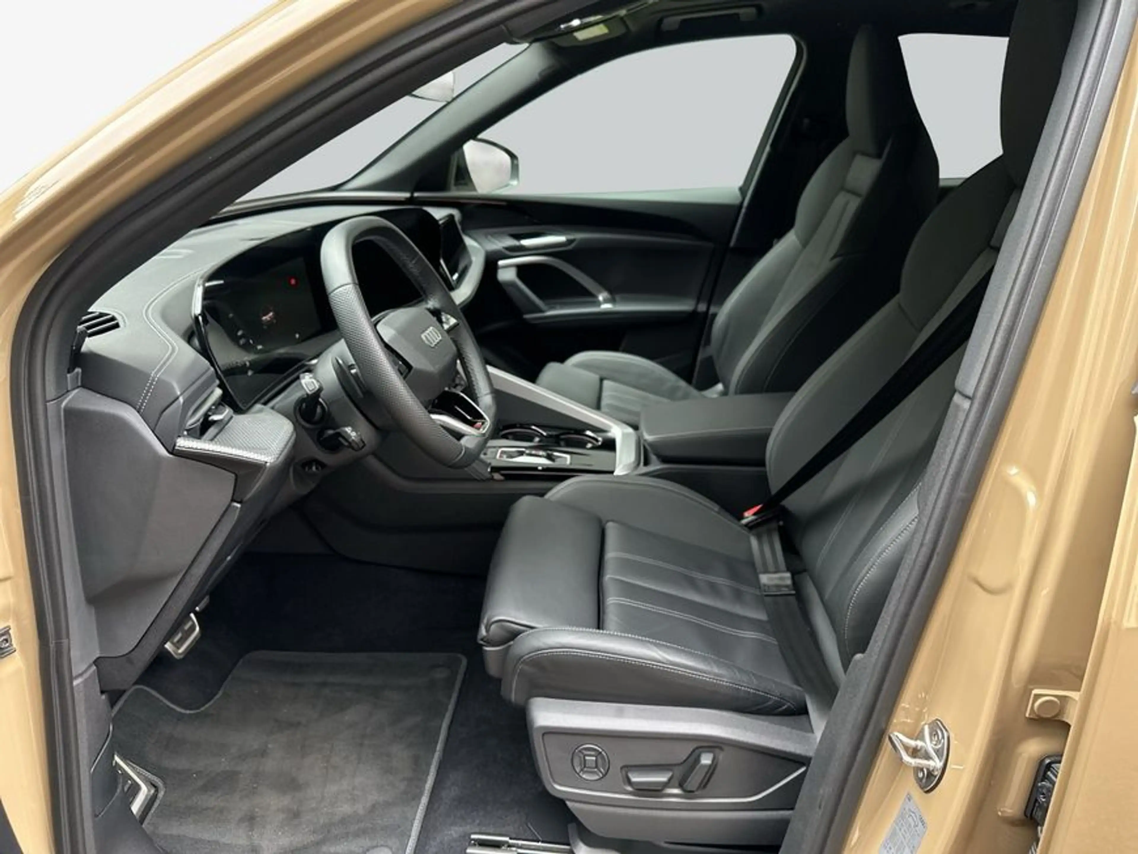 Audi Q5 TFSI S-Line Tech Pro S tronic Pano — photo 9