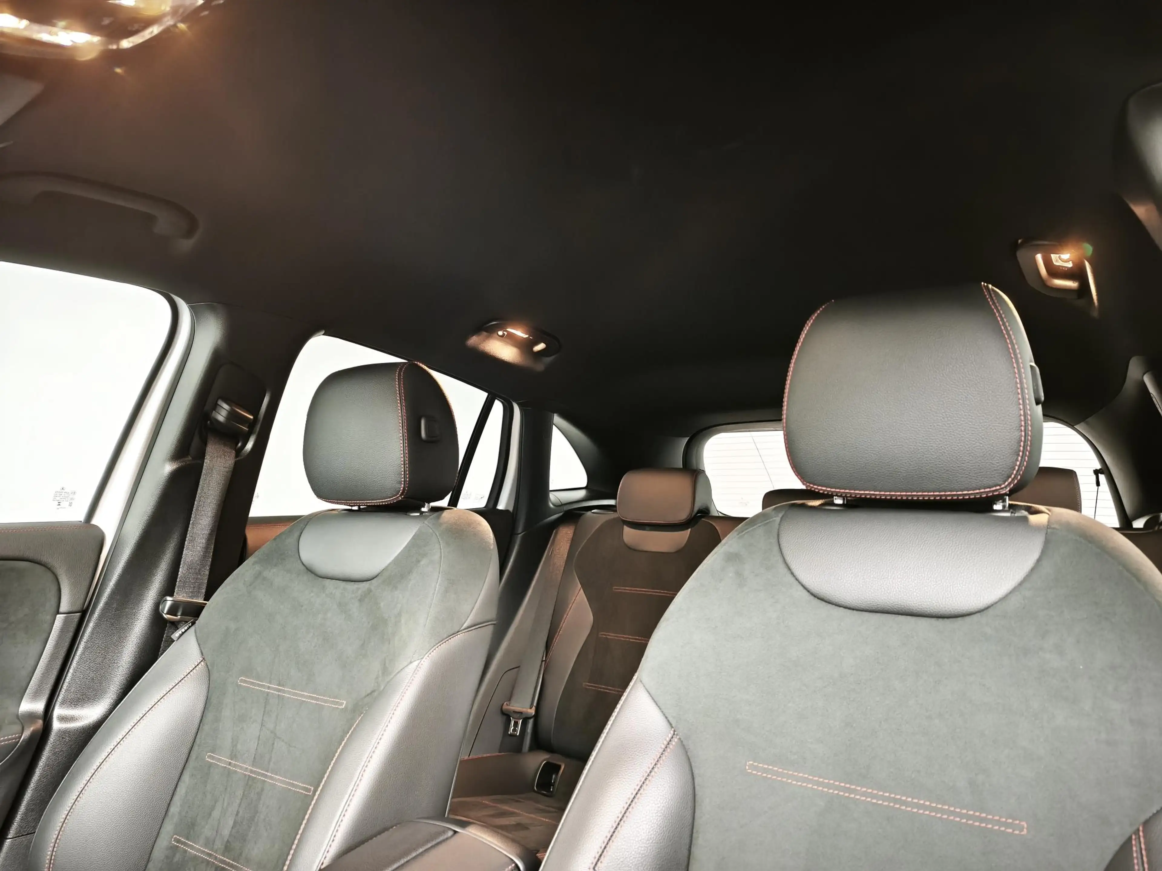 Mercedes-Benz EQA 250 AMG Line 67 kWh | Camera | Keyless Entry | Elektri — photo 26