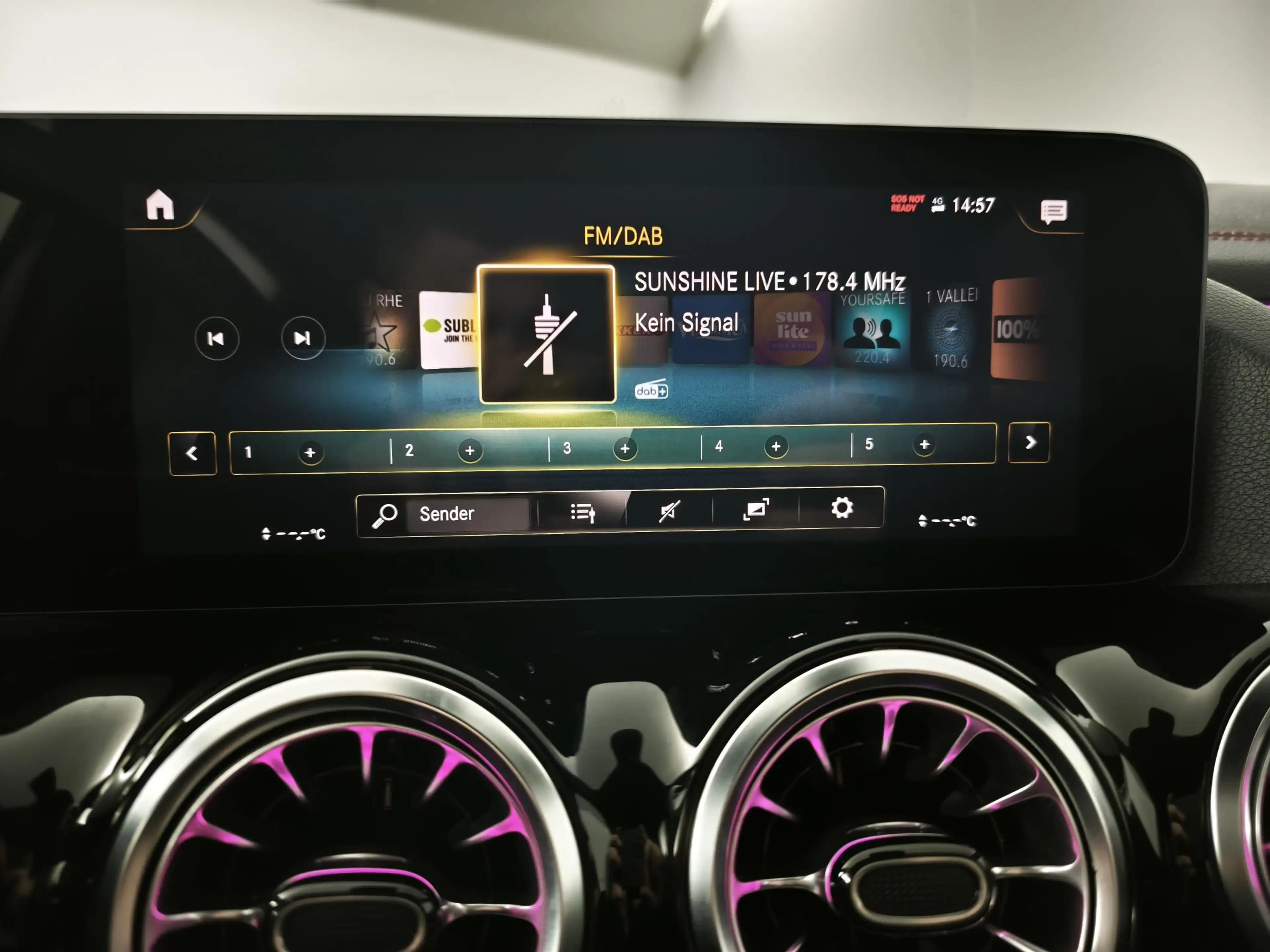 Mercedes-Benz EQA 250 AMG Line 67 kWh | Camera | Keyless Entry | Elektri — photo 29
