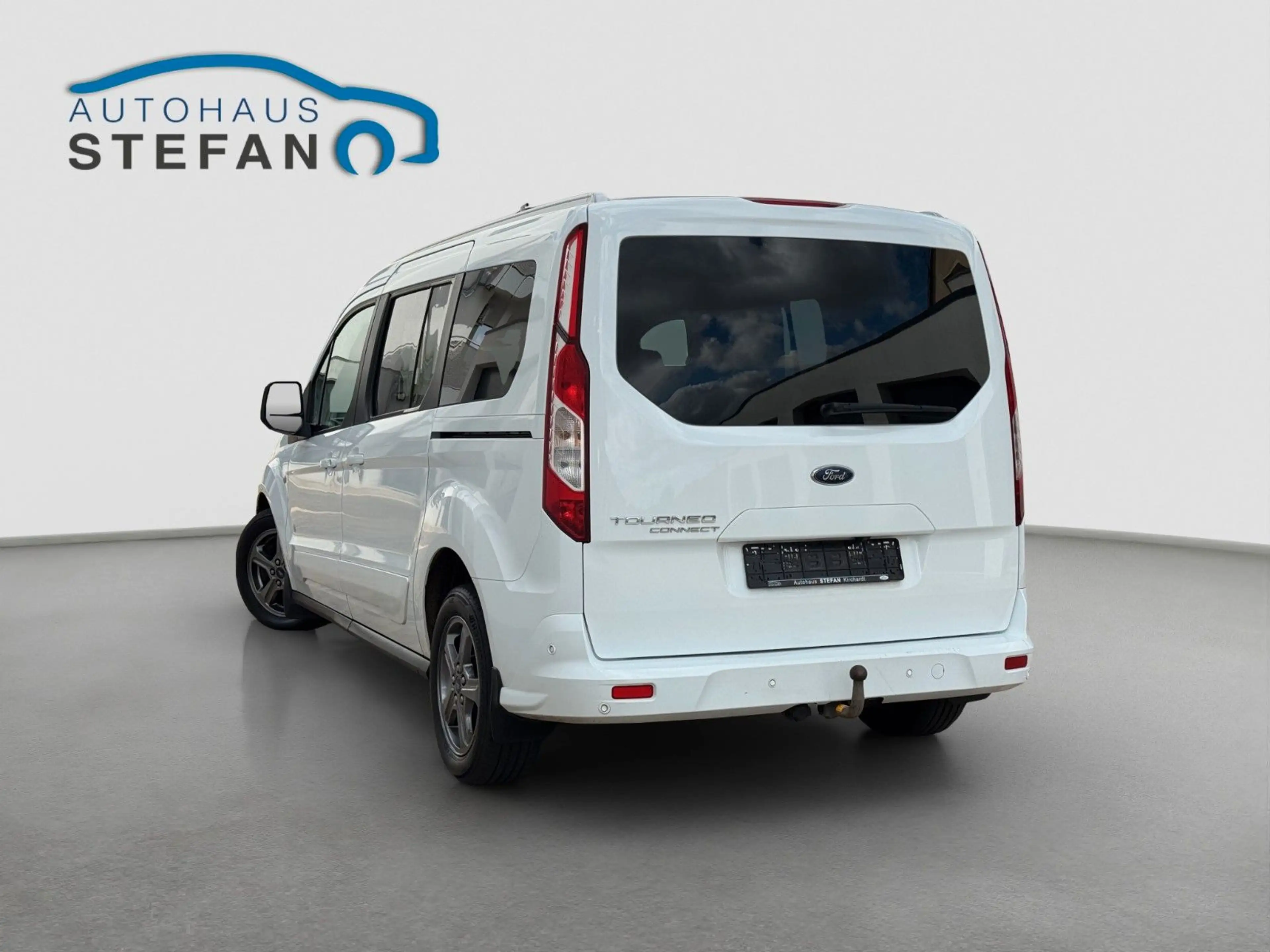 Ford Grand Tourneo Connect Titanium ACC|PANO|7-Sitzer — photo 4