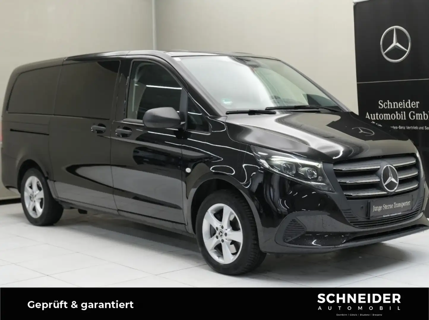 Mercedes-Benz Vito 116 CDI 4x4 Tourer PRO Lang Navi W-Paket Schwarz - 1