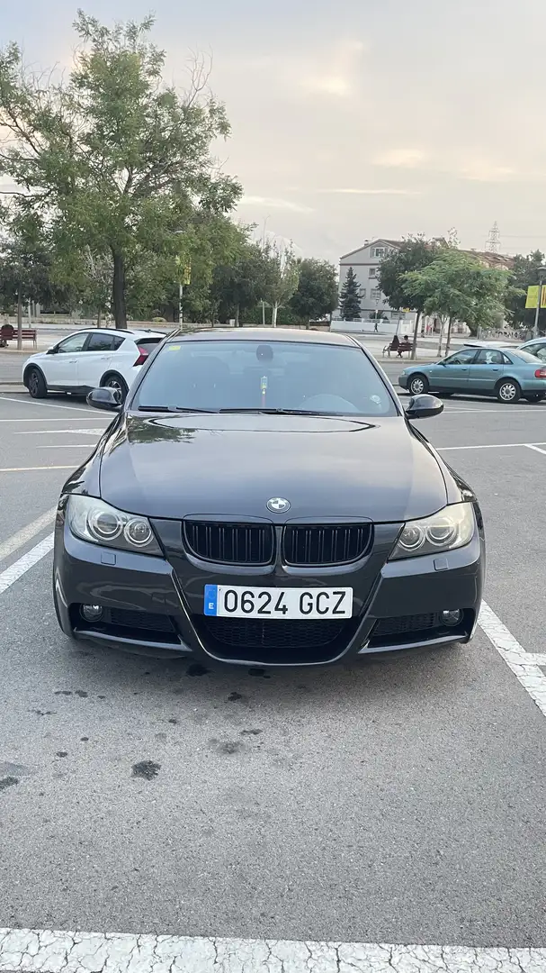 BMW 320 320i e90 - 1