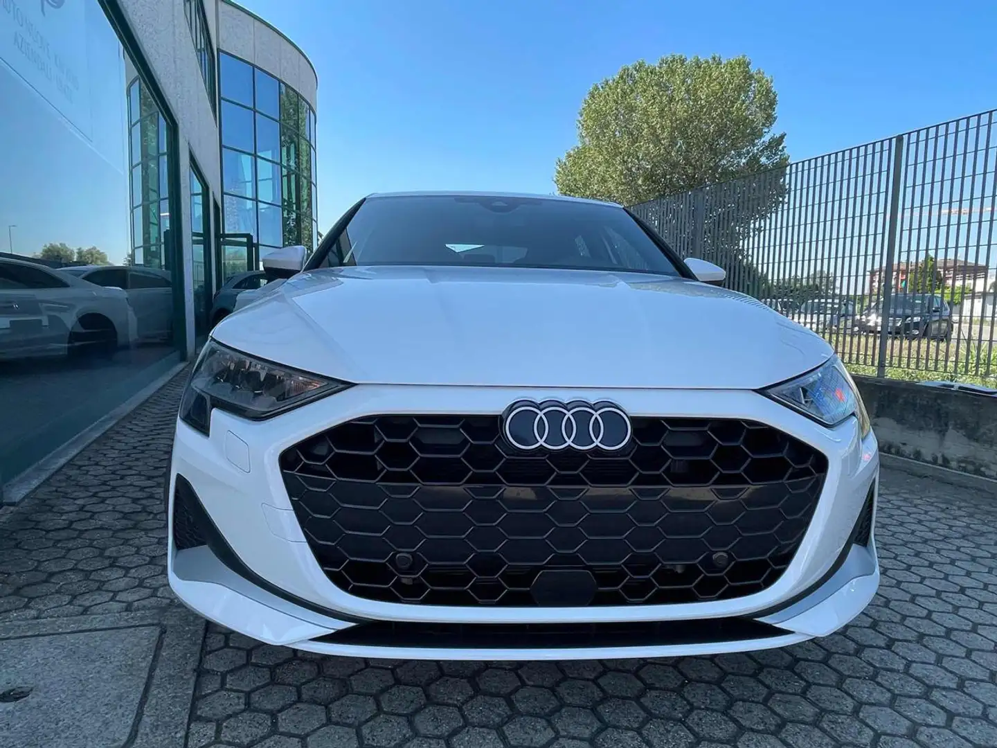Audi A3 SPB TFSIe 150 kW Stronic Business Advan NO VINCOLI Bianco - 1