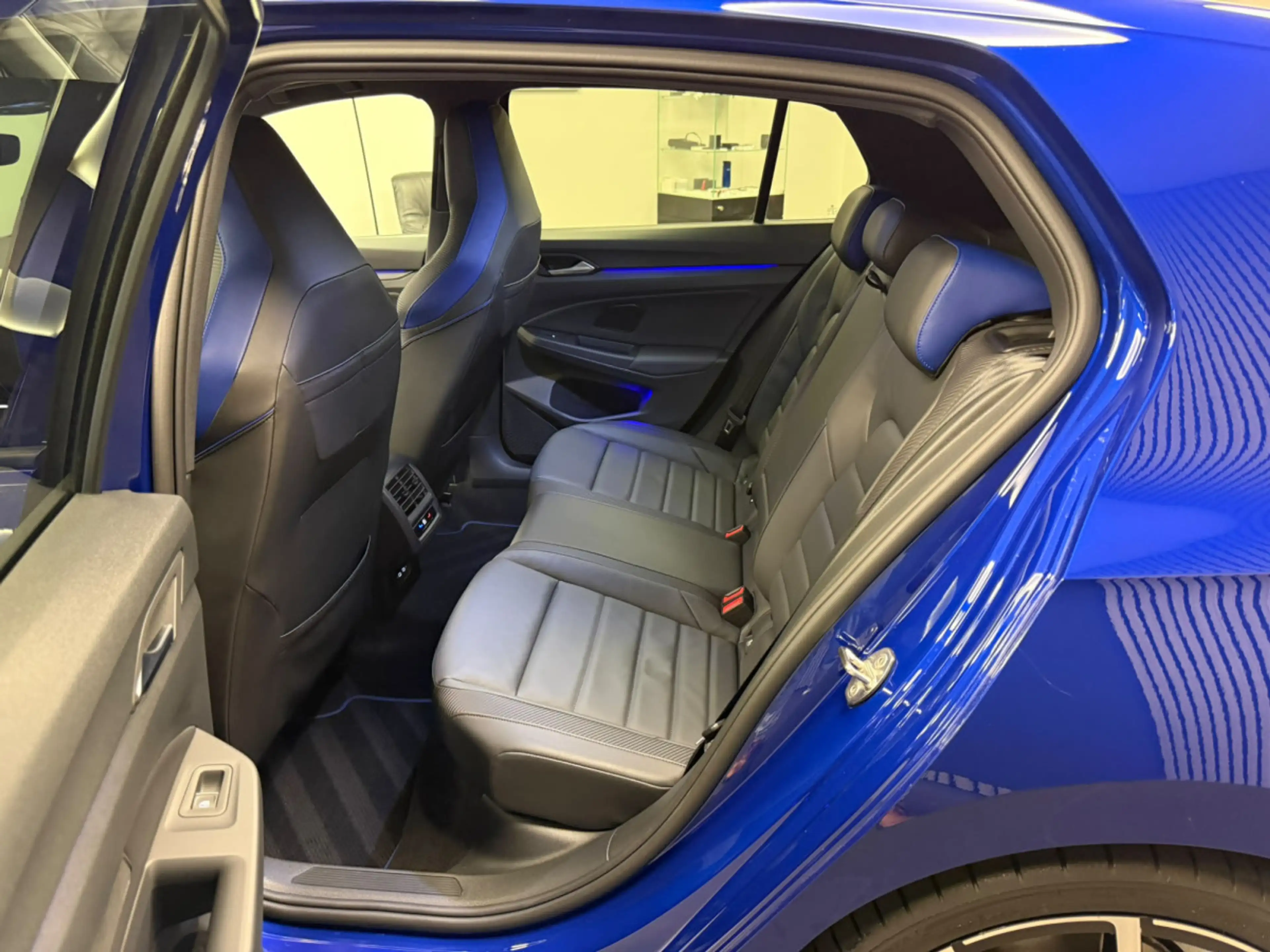 Volkswagen Golf R ABT 2.0 TSI 4 Motion 383 CH / 282 kW DSG — photo 6