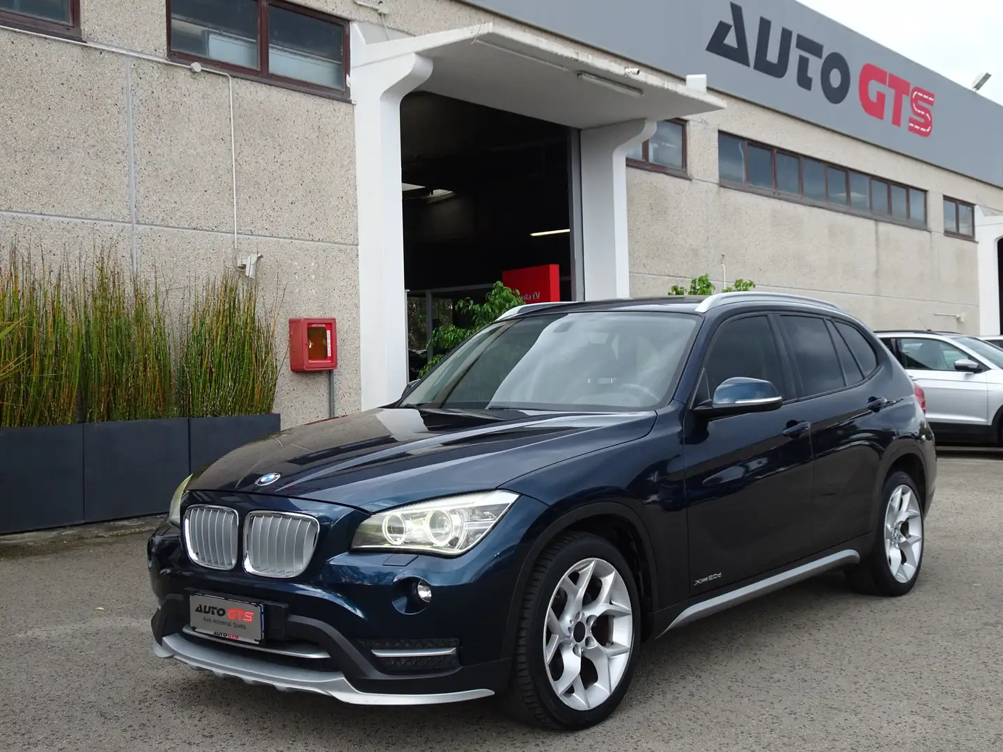 BMW X1 X1 xdrive20d xLine 184cv Blu/Azzurro - 1