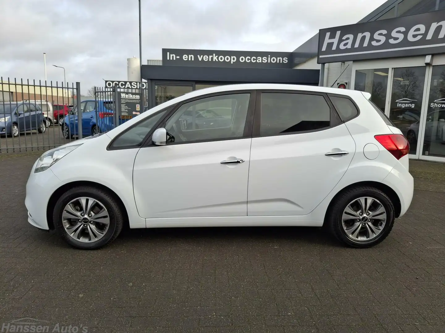Kia Venga 1.6 CVVT DynamicLine Blanc - 2