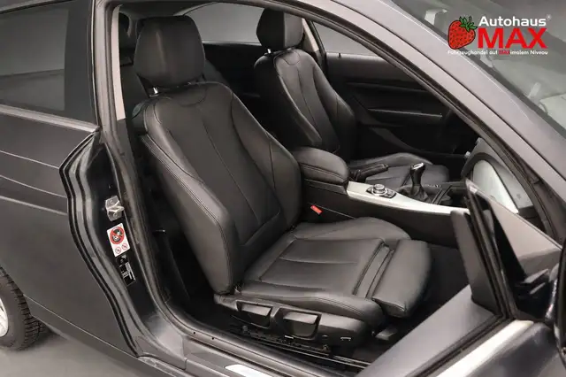 BMW 1 Series view 15