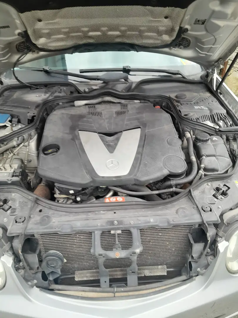 Mercedes-Benz E 320 E SW 320 cdi V6 evo Avantgarde Sport auto FL Argento - 1