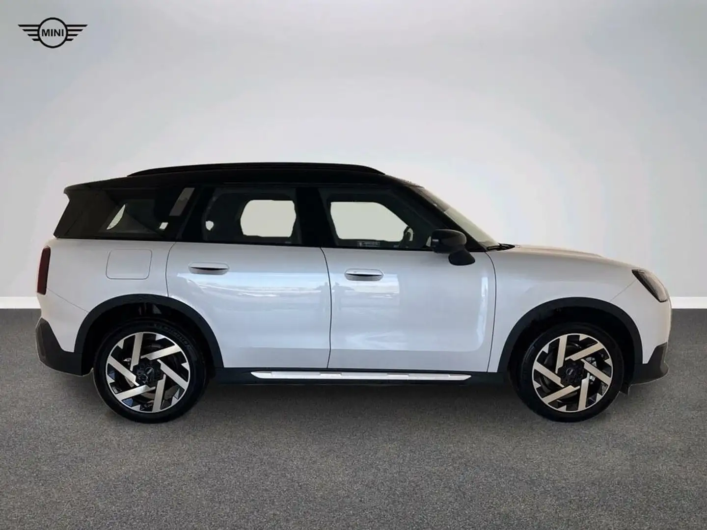 MINI Cooper Countryman 1.5 48V C Favoured auto - 2