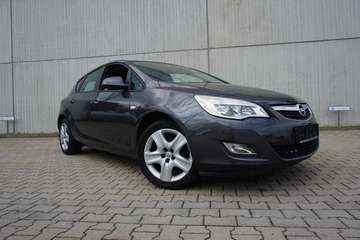 1.4 16V Top gepflegt 1Hand* SHZ ZV FFB