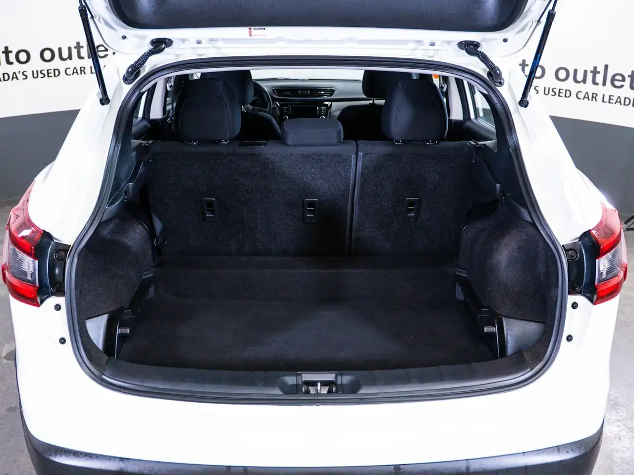 Nissan Qashqai снимка Nissan Qashqai