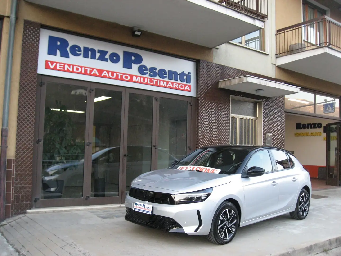 Opel Corsa 1.2 GS *ADATTA PER NEOPATENTATI* Argent - 1