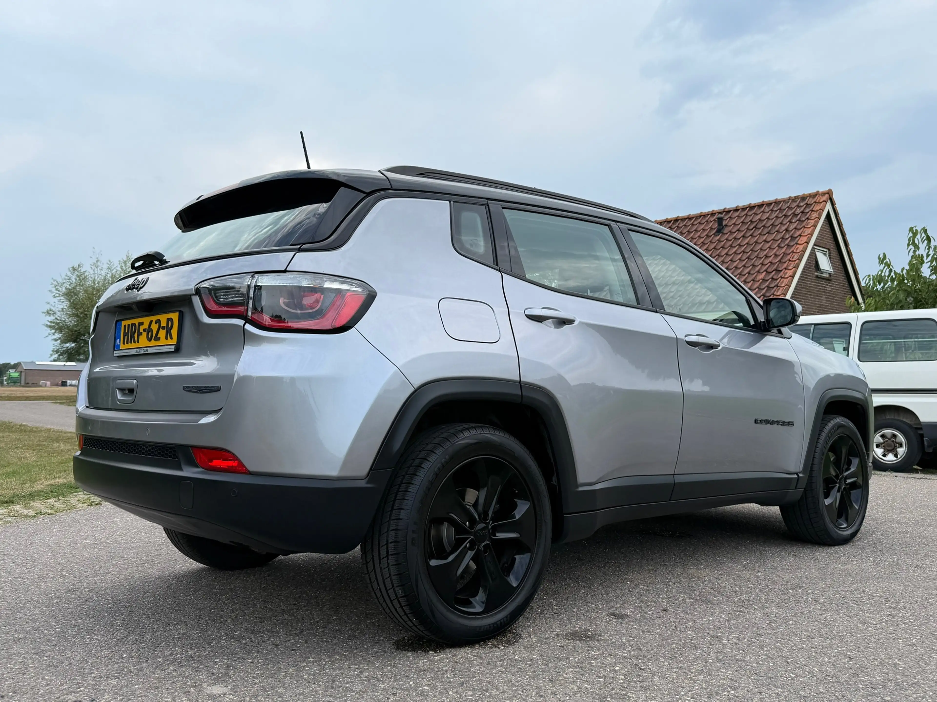 Jeep Compass 1.4 MultiAir Night Eagle | Camera | Apple CarPlay/ — photo 33