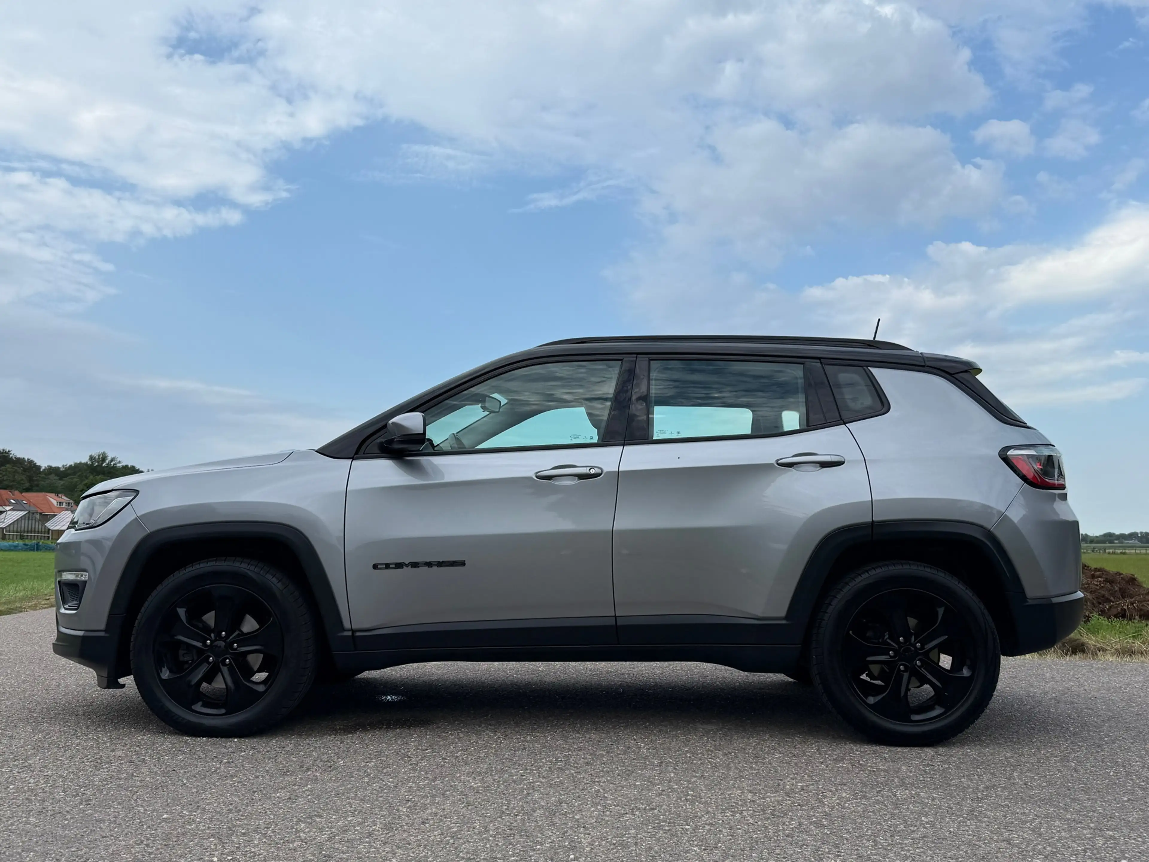Jeep Compass 1.4 MultiAir Night Eagle | Camera | Apple CarPlay/ — photo 2