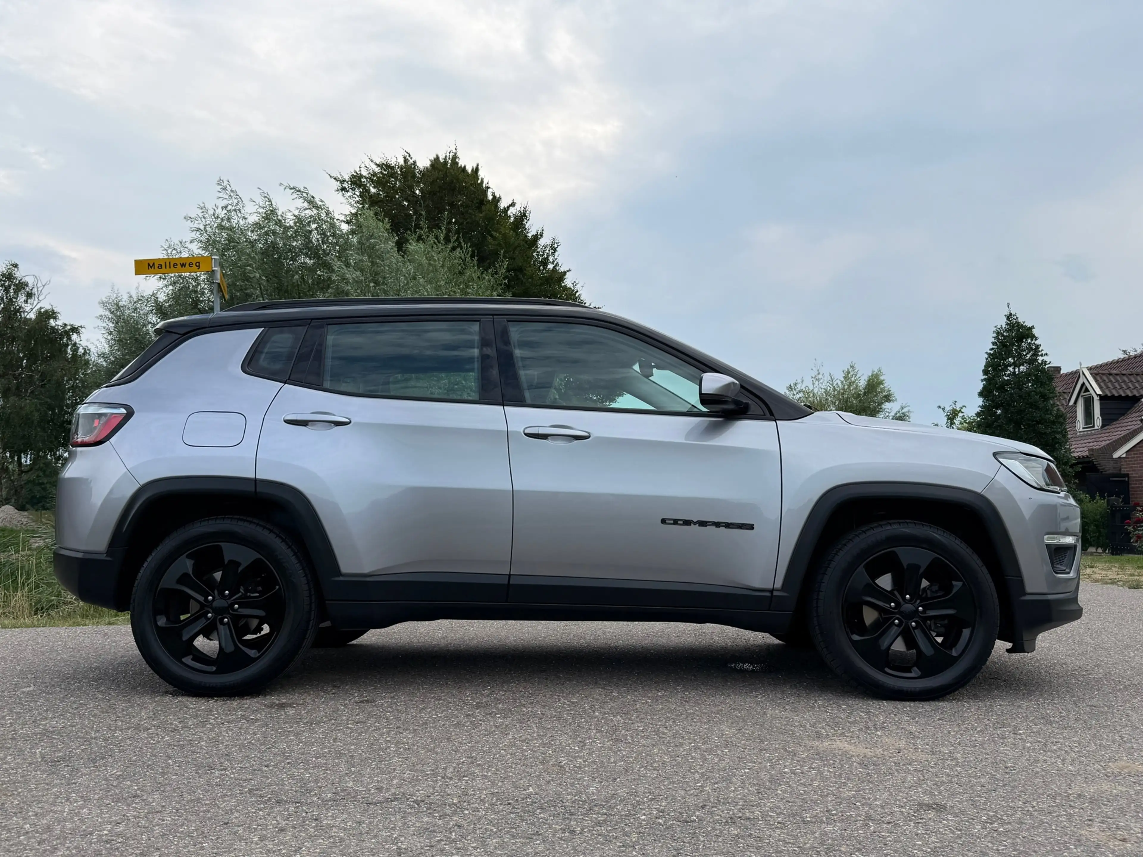 Jeep Compass 1.4 MultiAir Night Eagle | Camera | Apple CarPlay/ — photo 34