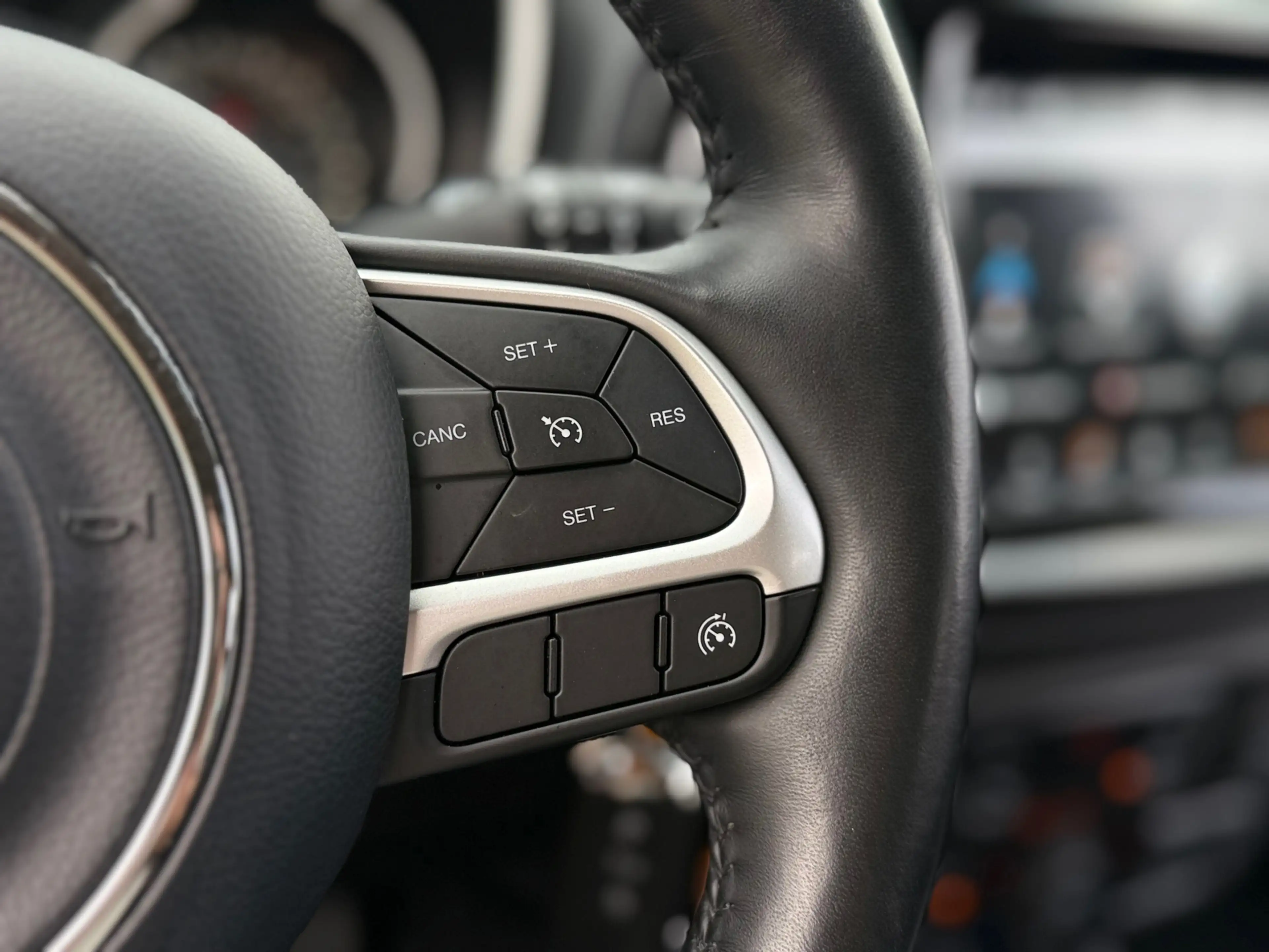 Jeep Compass 1.4 MultiAir Night Eagle | Camera | Apple CarPlay/ — photo 20