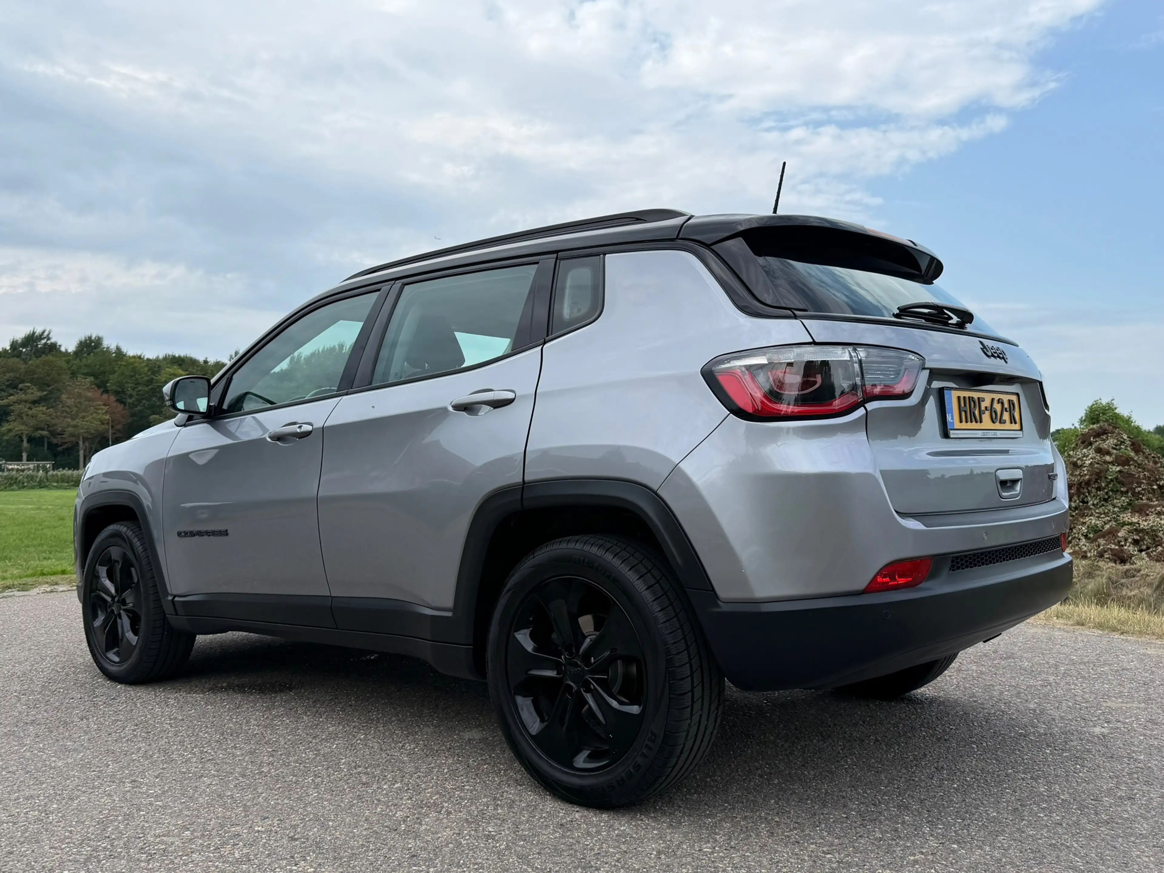 Jeep Compass 1.4 MultiAir Night Eagle | Camera | Apple CarPlay/ — photo 3