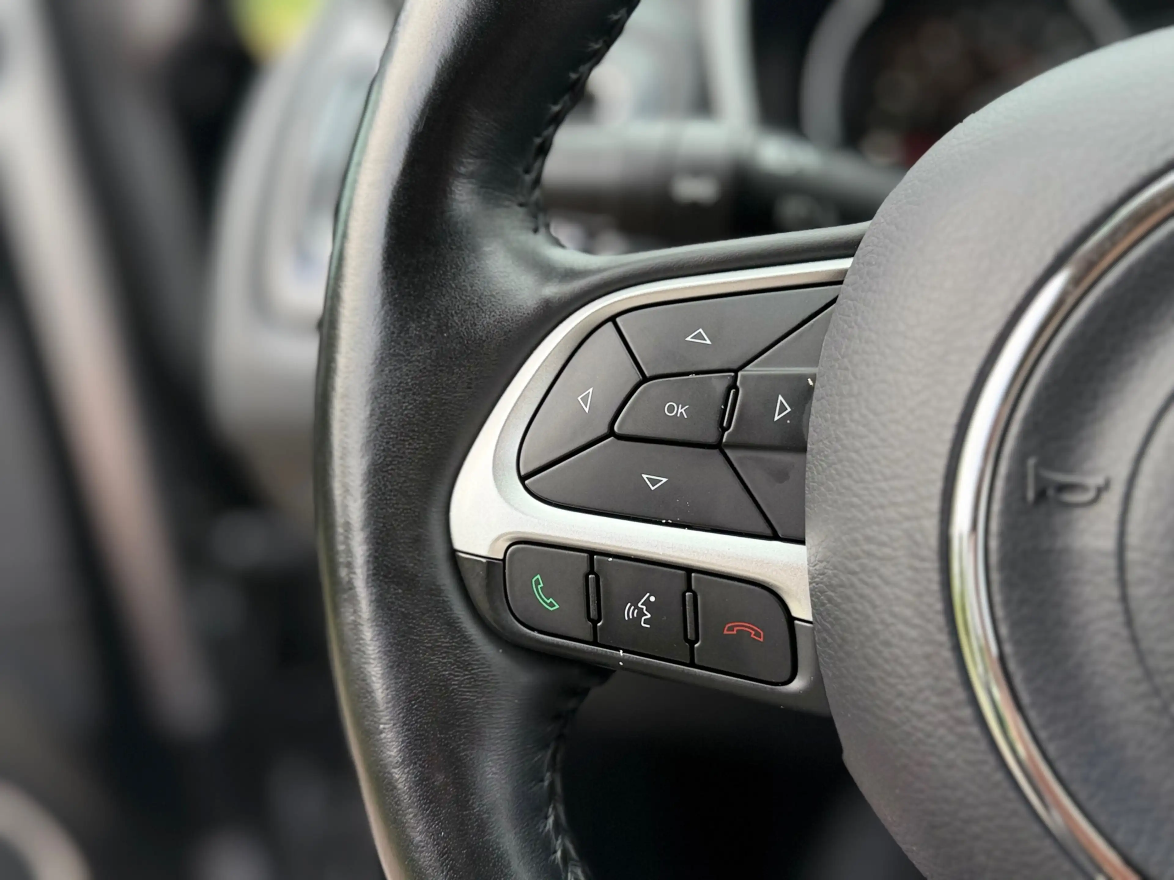 Jeep Compass 1.4 MultiAir Night Eagle | Camera | Apple CarPlay/ — photo 18