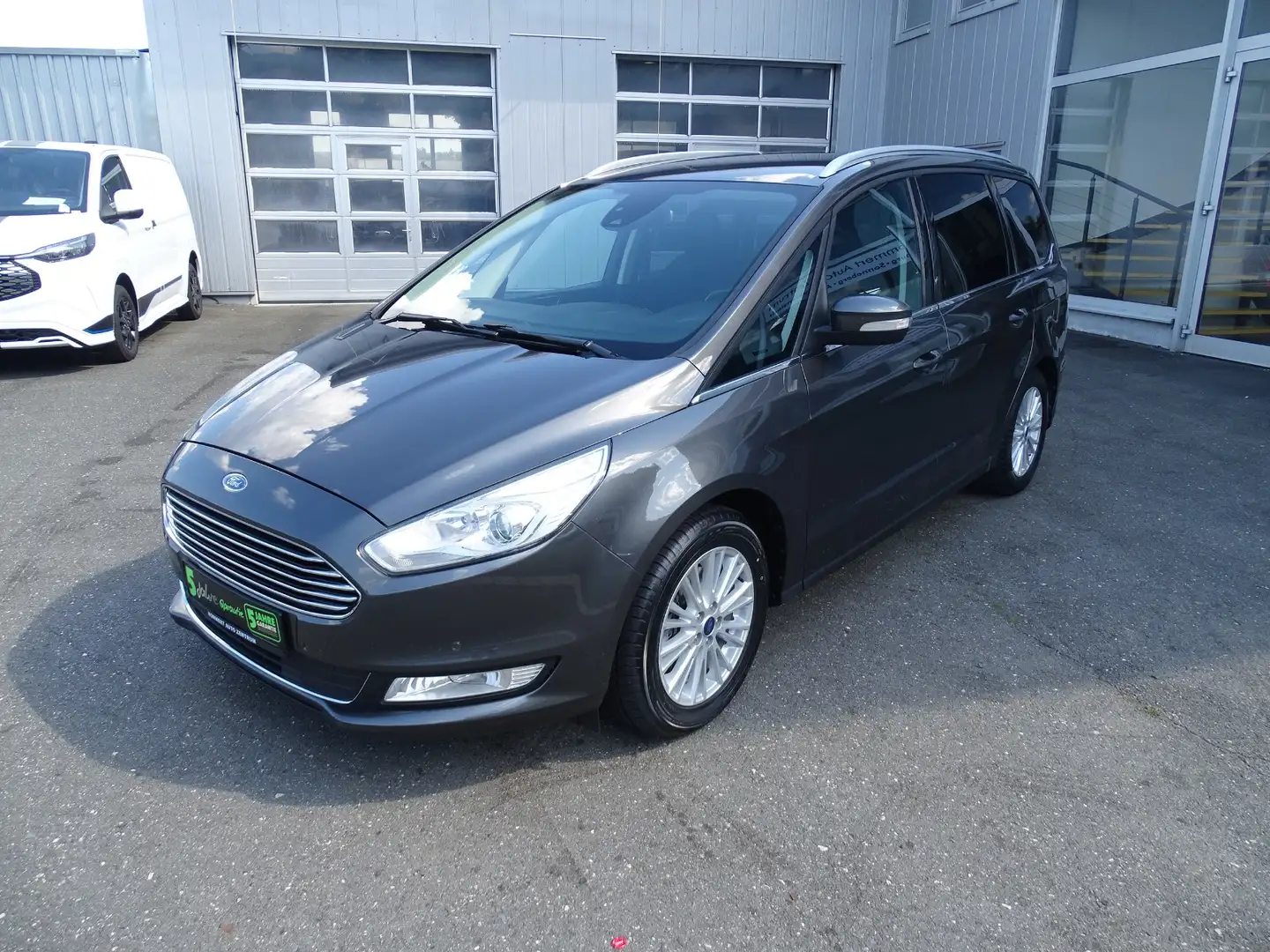 Ford Galaxy 2.0 EcoBlue Titanium AHK Navi Gri - 2