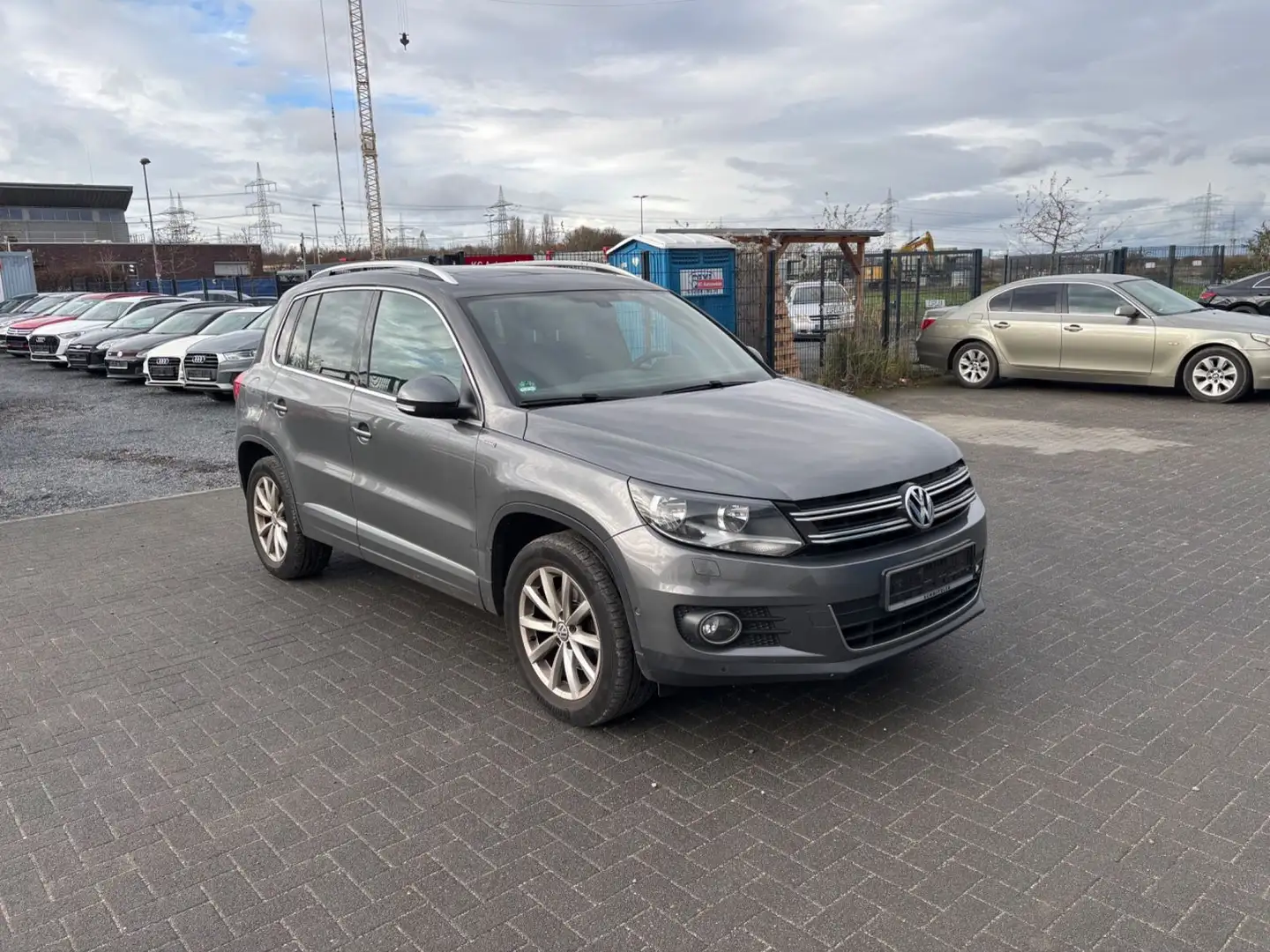 Volkswagen Tiguan Lounge Sport & Style BMT 4Motion*EURO6* Gris - 1