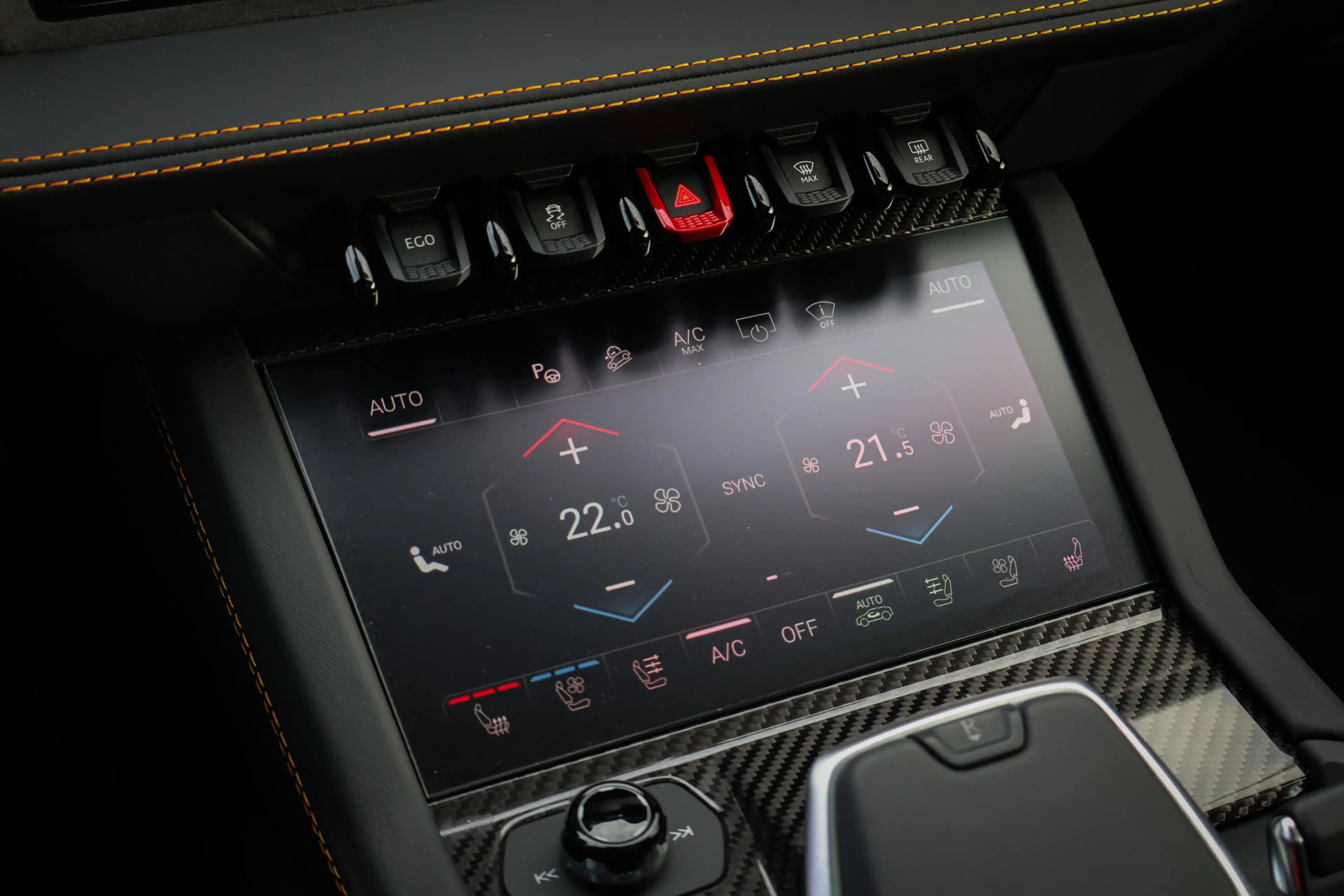 Lamborghini Urus SE 4.0 V8 Hybrid | AKRAPOVIC | BTW-AUTO | FULL PPF — photo 13
